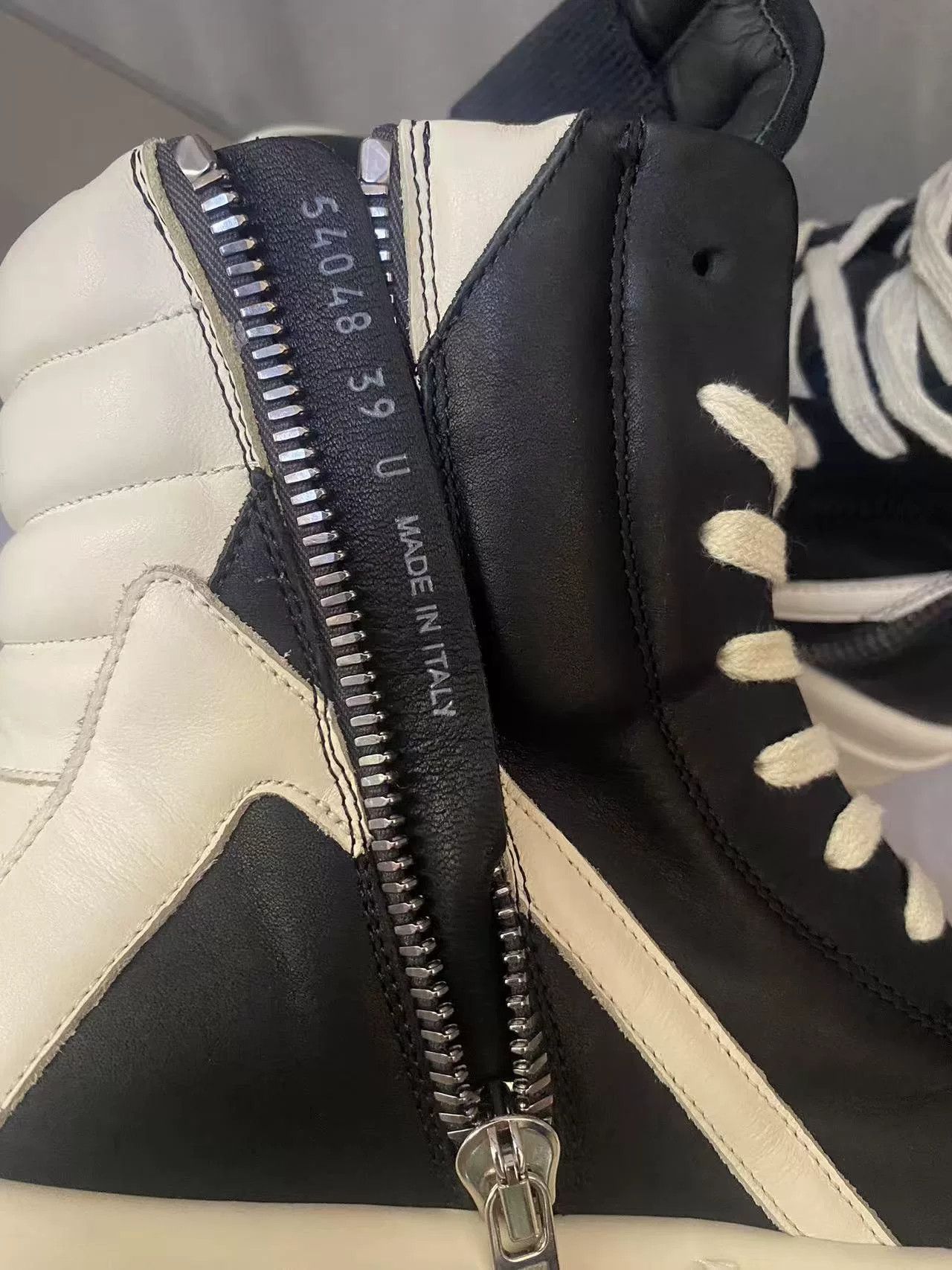 Rick Owens Rick Owens Thick Low Triangular Sneakers Size US 6 / EU 39 - 6 Thumbnail