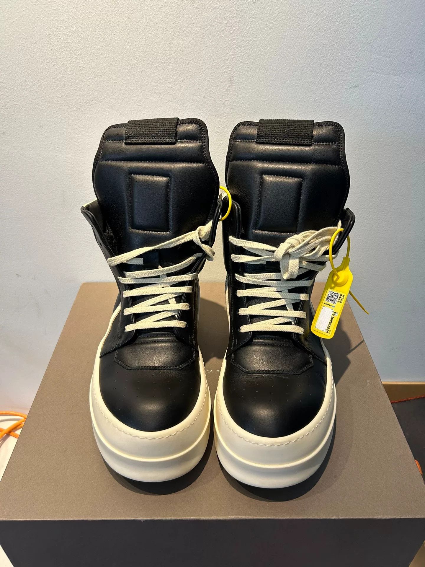 Rick Owens Rick Owens Low Top Sneakers Size 39 Size US 6 / EU 39 - 3 Thumbnail