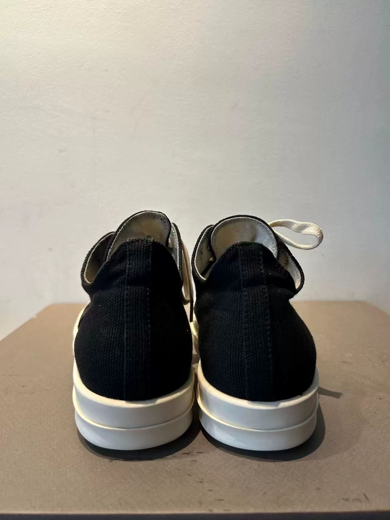 Rick Owens Rick Owens Black Silk Low-Top Sneakers Size US 6 / EU 39 - 4 Thumbnail