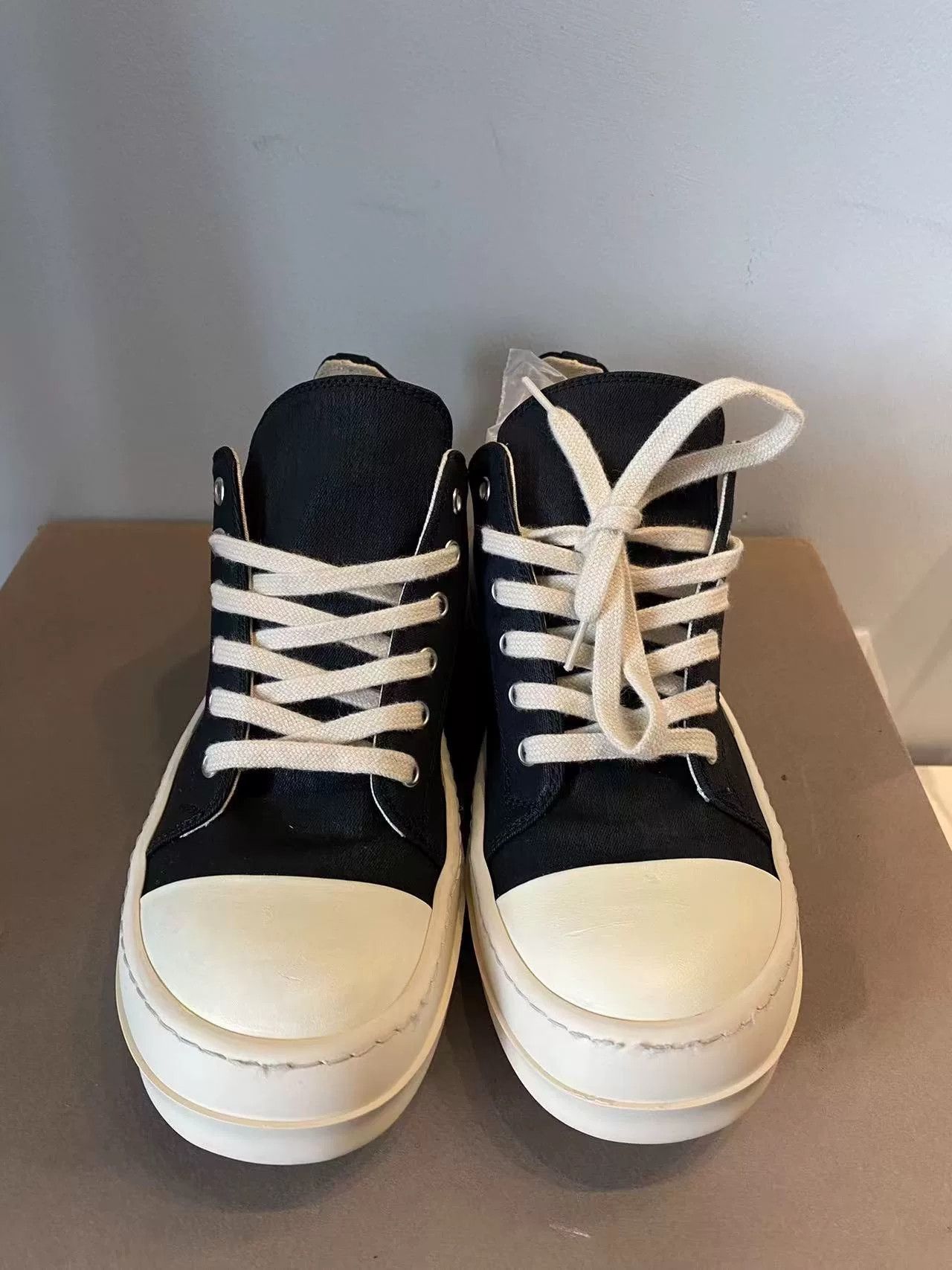 Rick Owens Rick Owens Low-Top Canvas Sneakers Size US 6 / EU 39 - 3 Thumbnail