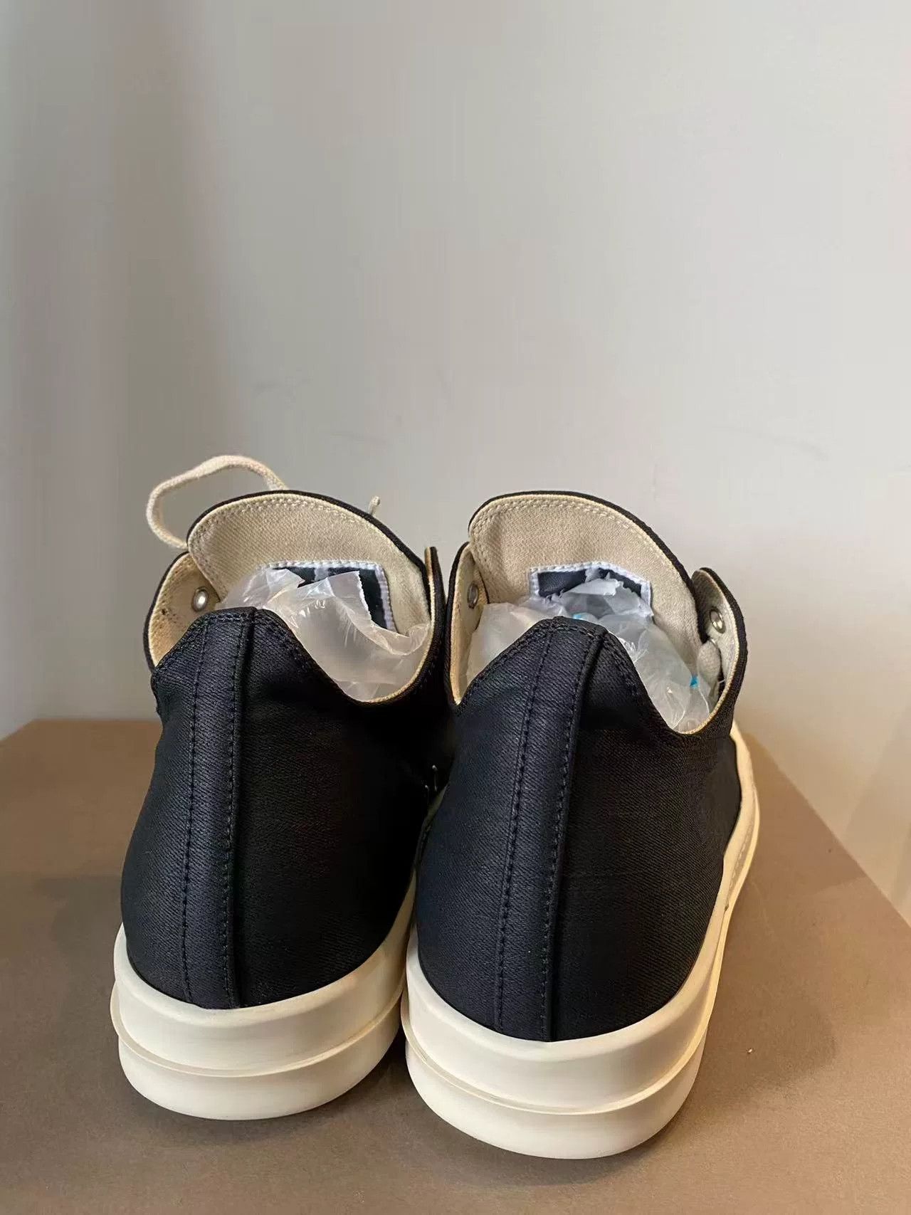 Rick Owens Rick Owens Low-Top Canvas Sneakers Size US 6 / EU 39 - 4 Thumbnail