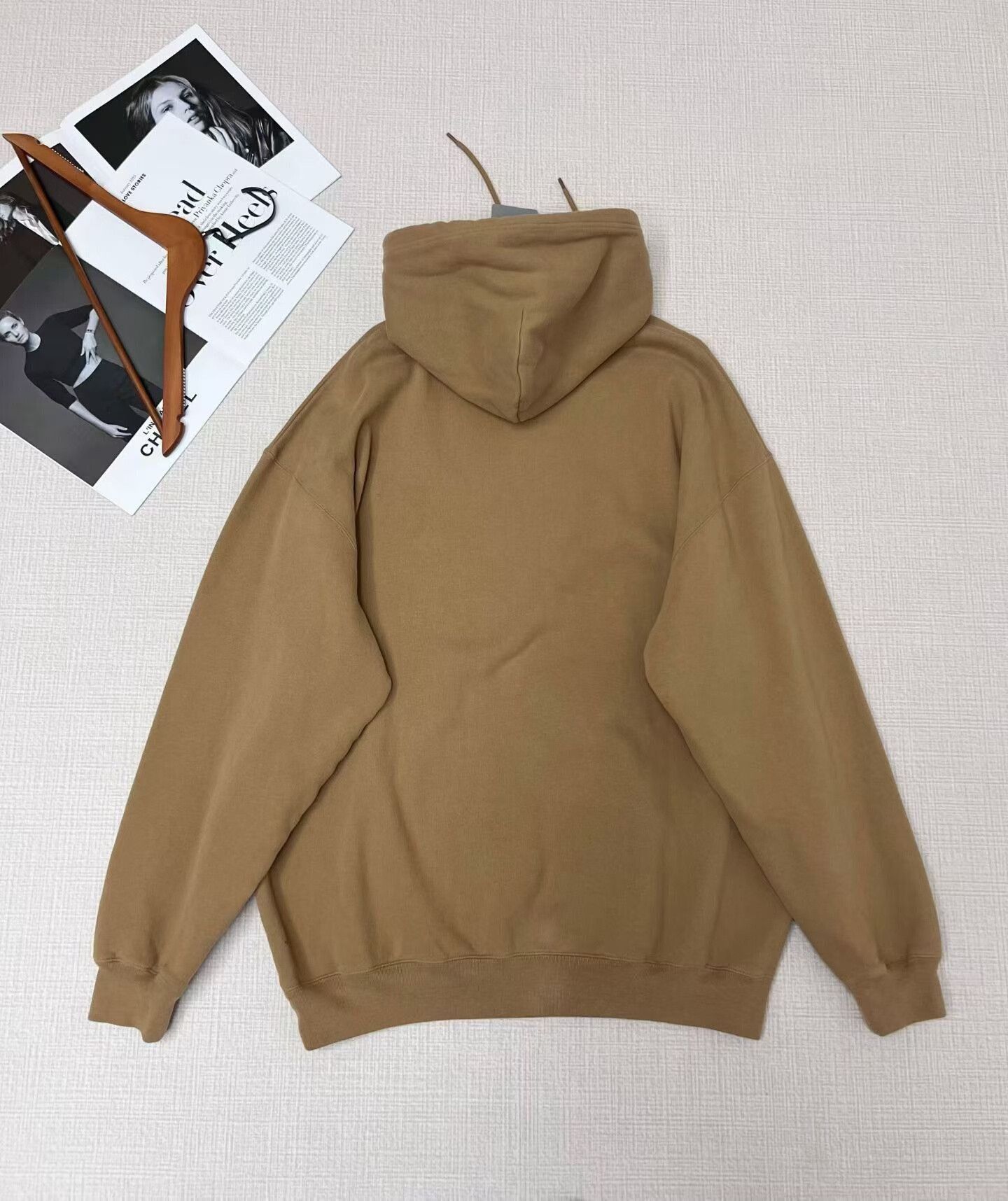 Balenciaga Balenciaga Hoodie with Tag in Size L Size US L / EU 52-54 / 3 - 2 Thumbnail