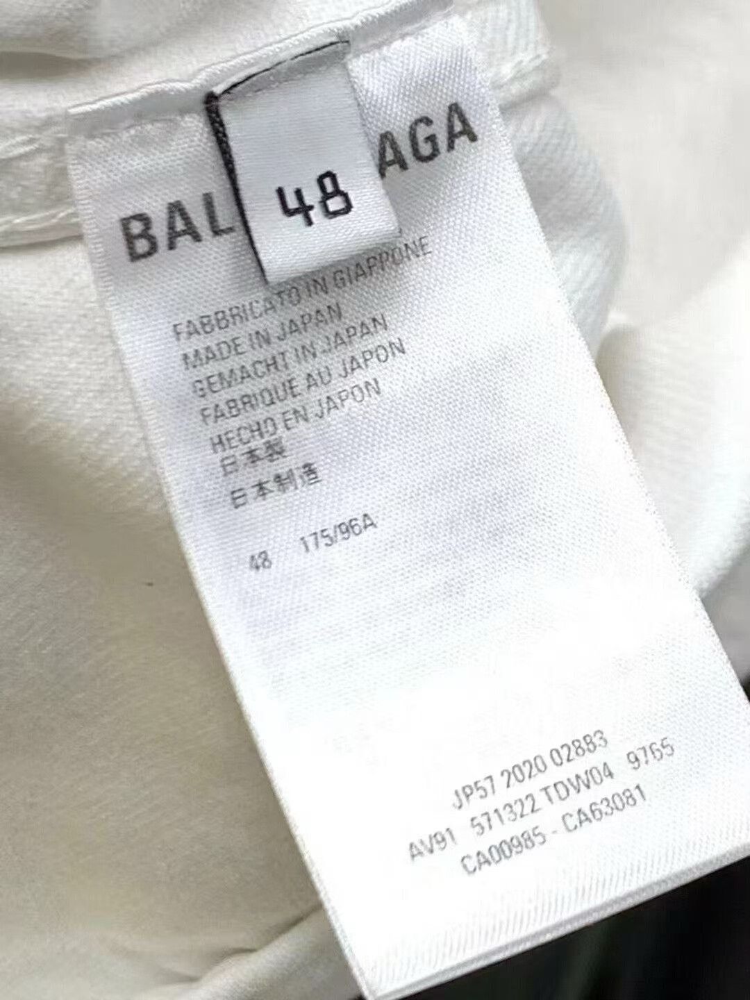 Balenciaga Balenciaga Logo Denim Jacket in White Size US M / EU 48-50 / 2 - 3 Thumbnail