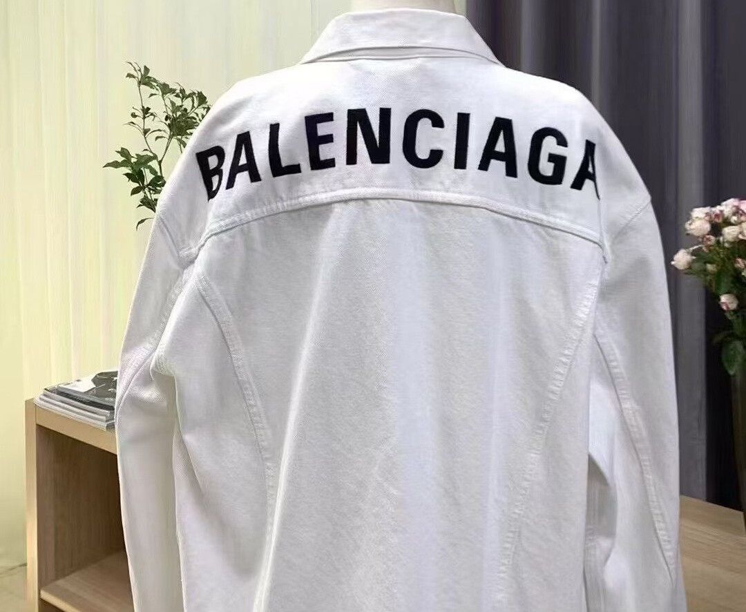 Balenciaga Balenciaga Logo Denim Jacket in White Size US M / EU 48-50 / 2 - 2 Thumbnail