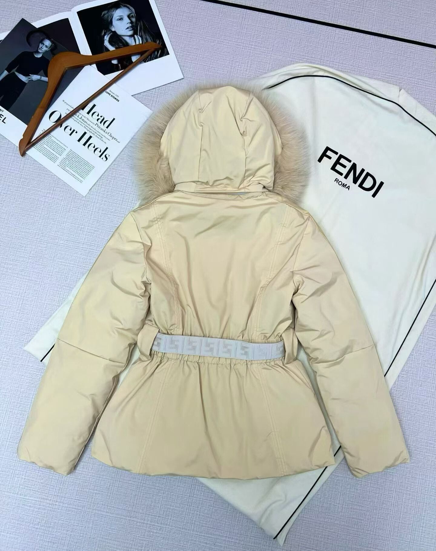 Fendi Fendi Double-Sided Logo Hooded Down Jacket Size XS / US 0-2 / IT 36-38 - 2 Thumbnail