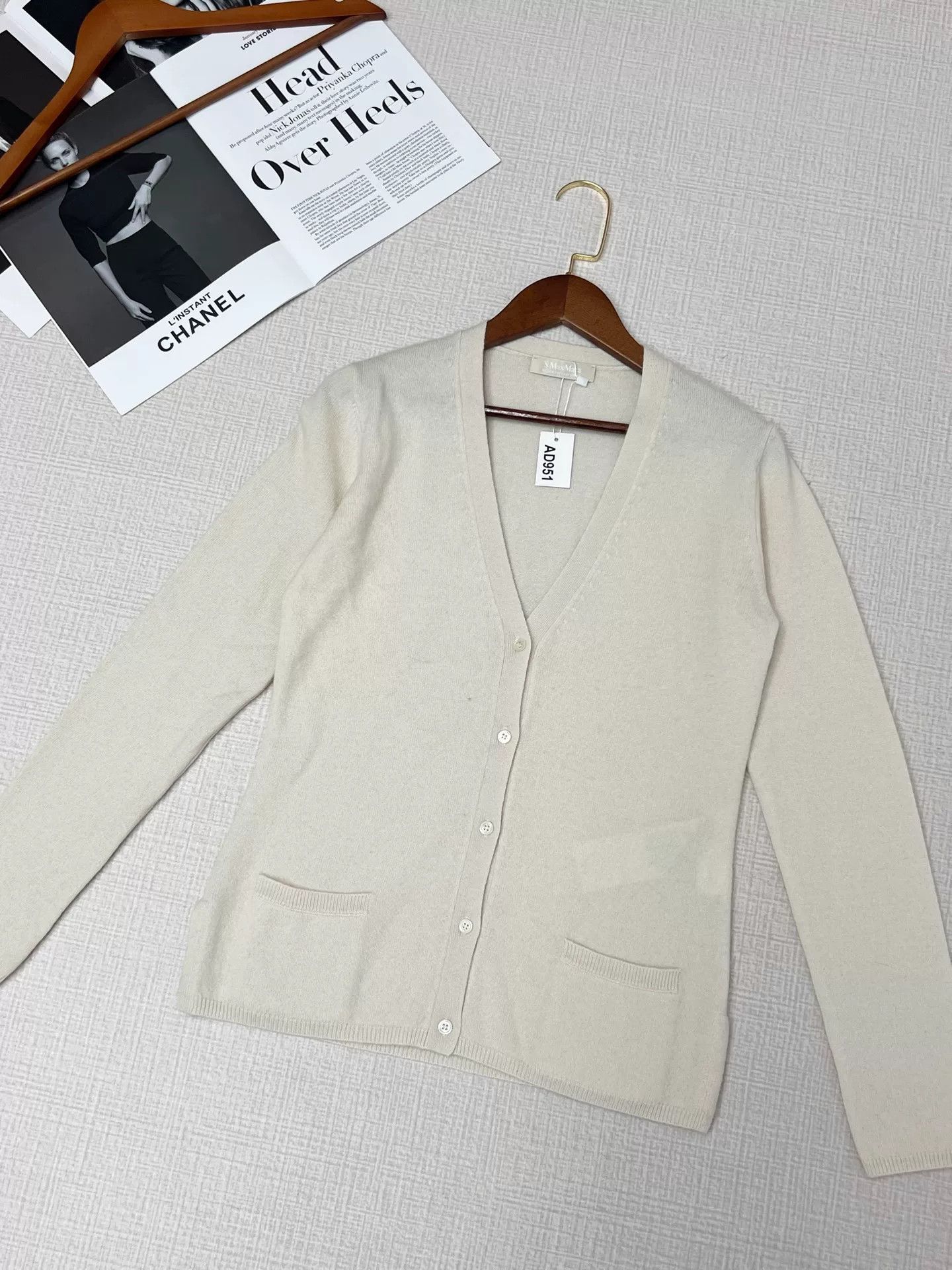 Max Mara Maxmara Cashmere Knit Cardigan Size M Size M / US 6-8 / IT 42-44 - 2 Thumbnail