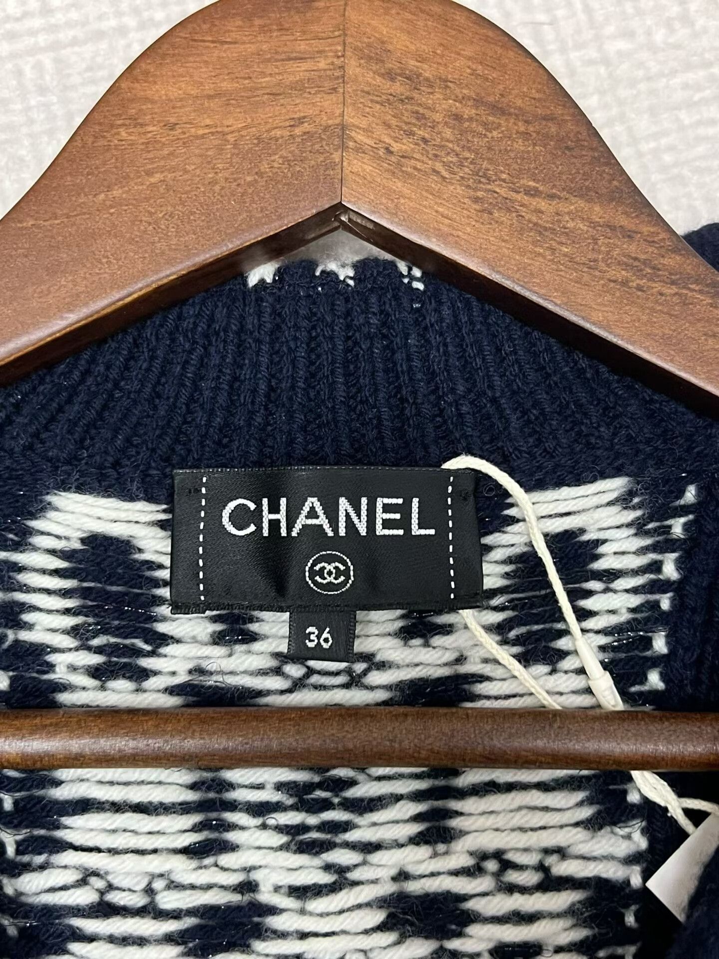 Chanel Chanel Navy Blue Knit Cardigan Size XS / US 0-2 / IT 36-38 - 4 Thumbnail