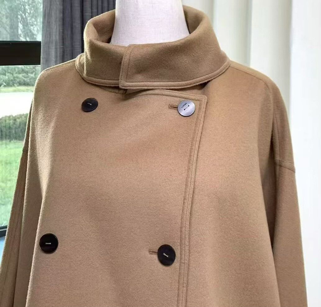 Loewe LOEWE Camel Cashmere Loose Coat Size XXS / US 00 / IT 34 - 2 Thumbnail