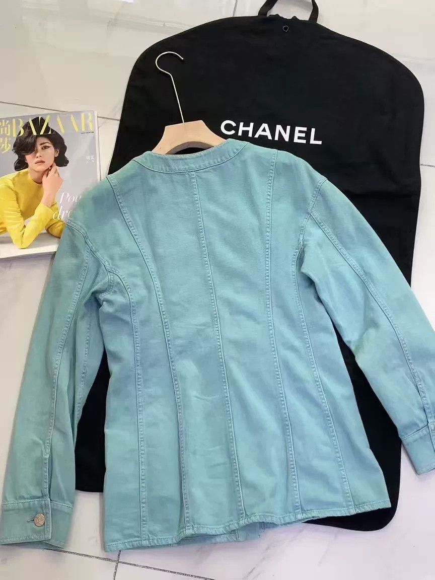 Chanel Chanel Camellia Denim Jacket with Brooch Size S / US 4 / IT 40 - 2 Thumbnail