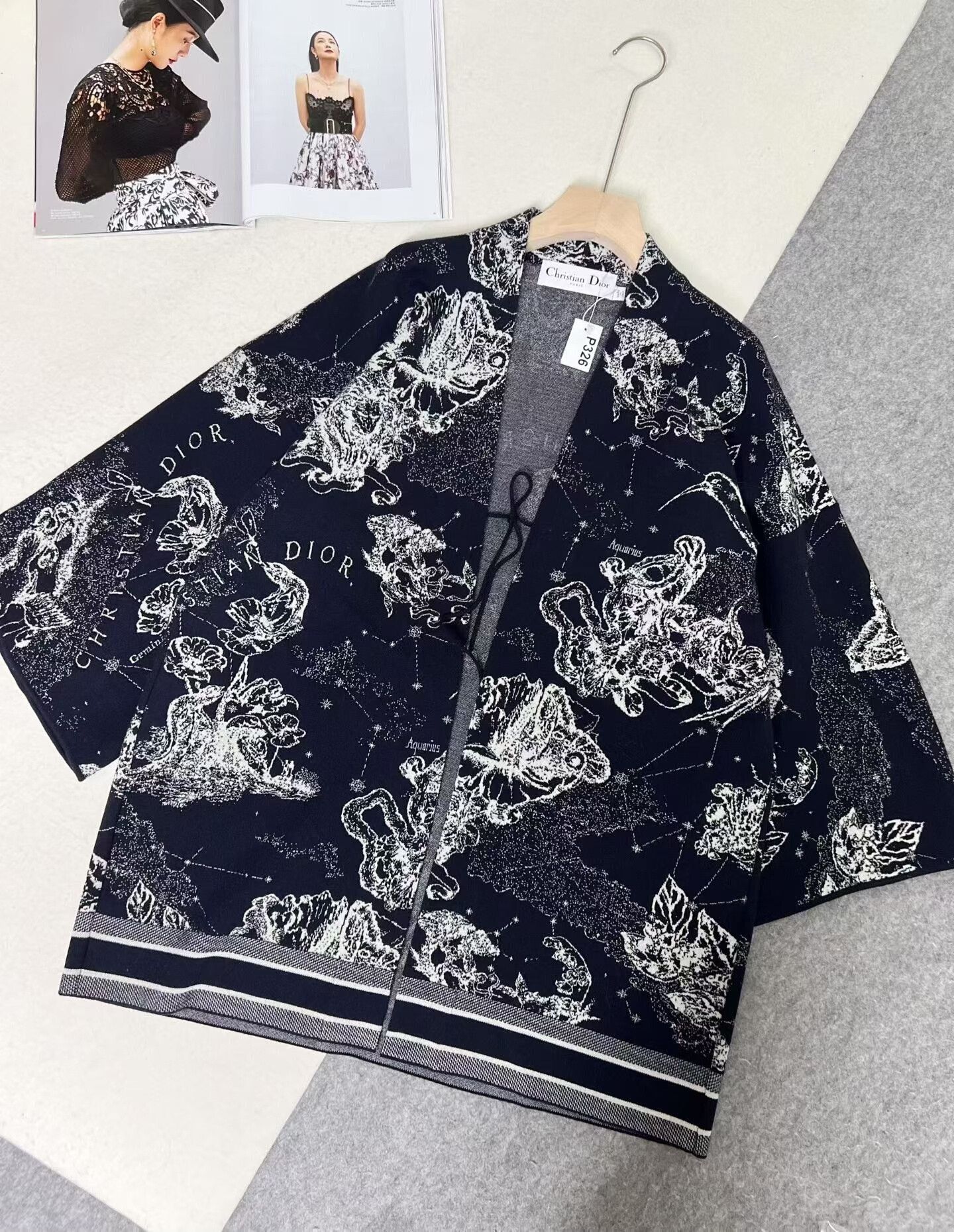 Dior Christian Dior Printed Cashmere Coat Size S / US 4 / IT 40 - 2 Thumbnail