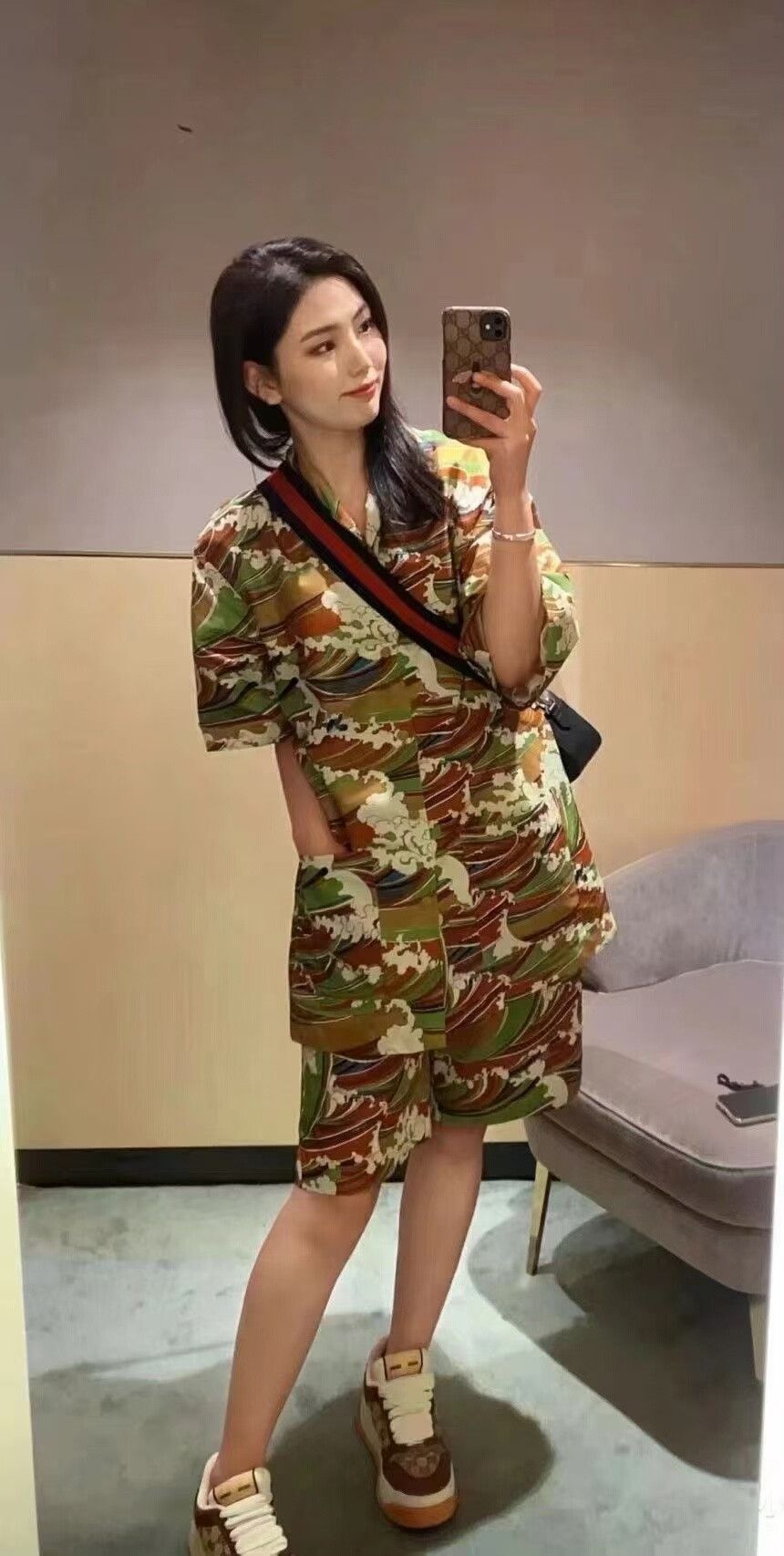 Gucci GUCCI Waves Print Fabric Shirt Size US M / EU 48-50 / 2 - 9 Thumbnail