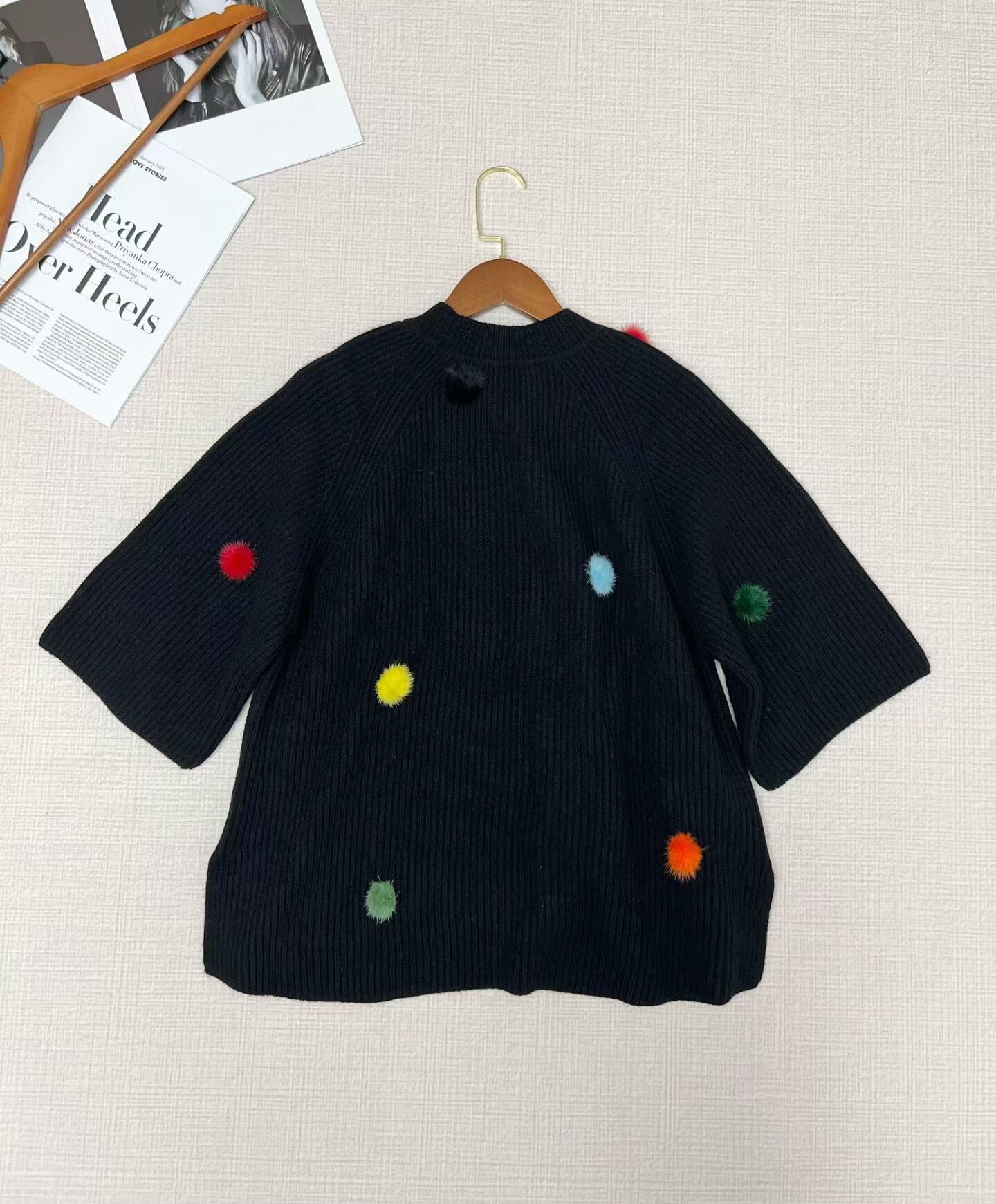 Fendi Fendi Cashmere Knit Sweater with Pom Pom Size L / US 10 / IT 46 - 3 Thumbnail