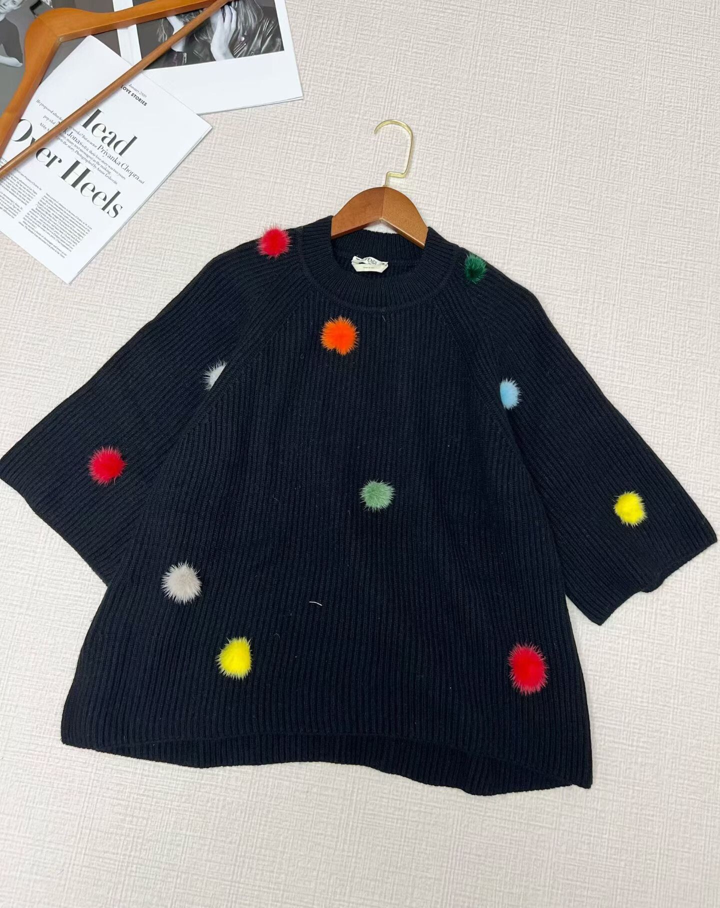 Fendi Fendi Cashmere Knit Sweater with Pom Pom Size L / US 10 / IT 46 - 2 Thumbnail