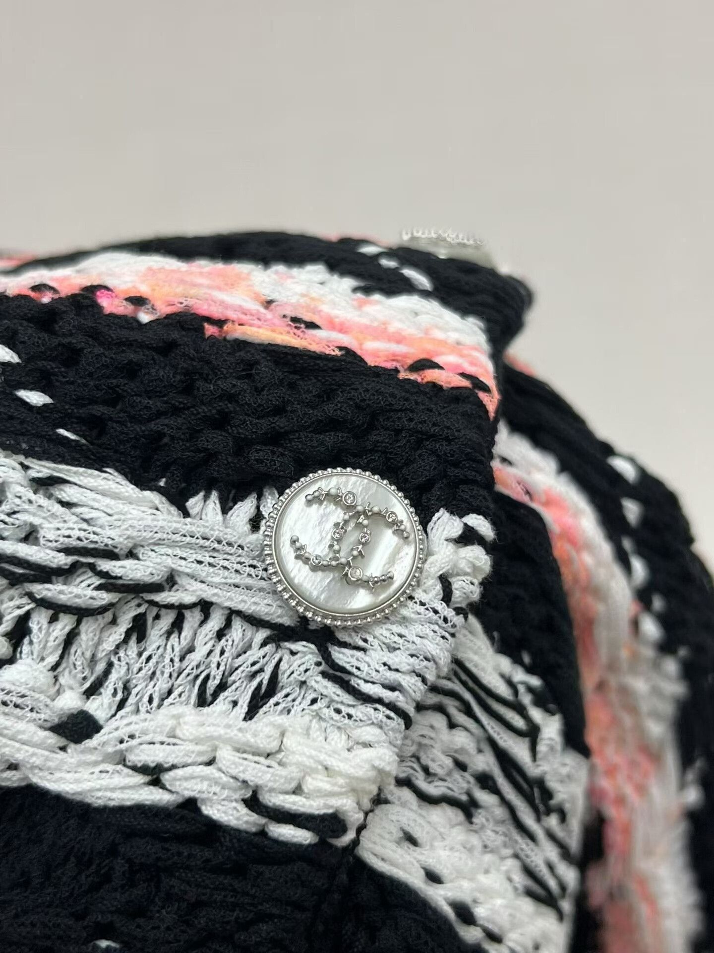 Chanel Chanel Color-Blocked Knit Cardigan Sweater Size XS / US 0-2 / IT 36-38 - 5 Thumbnail