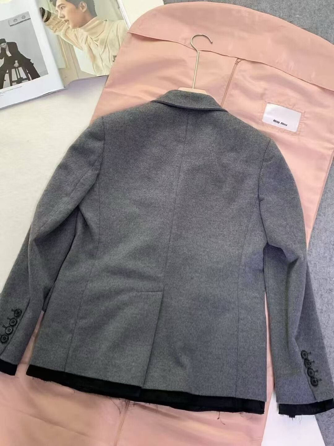 Miu Miu Miu Miu Gray Cashmere Double-Breasted Coat Size XS / US 0-2 / IT 36-38 - 3 Thumbnail