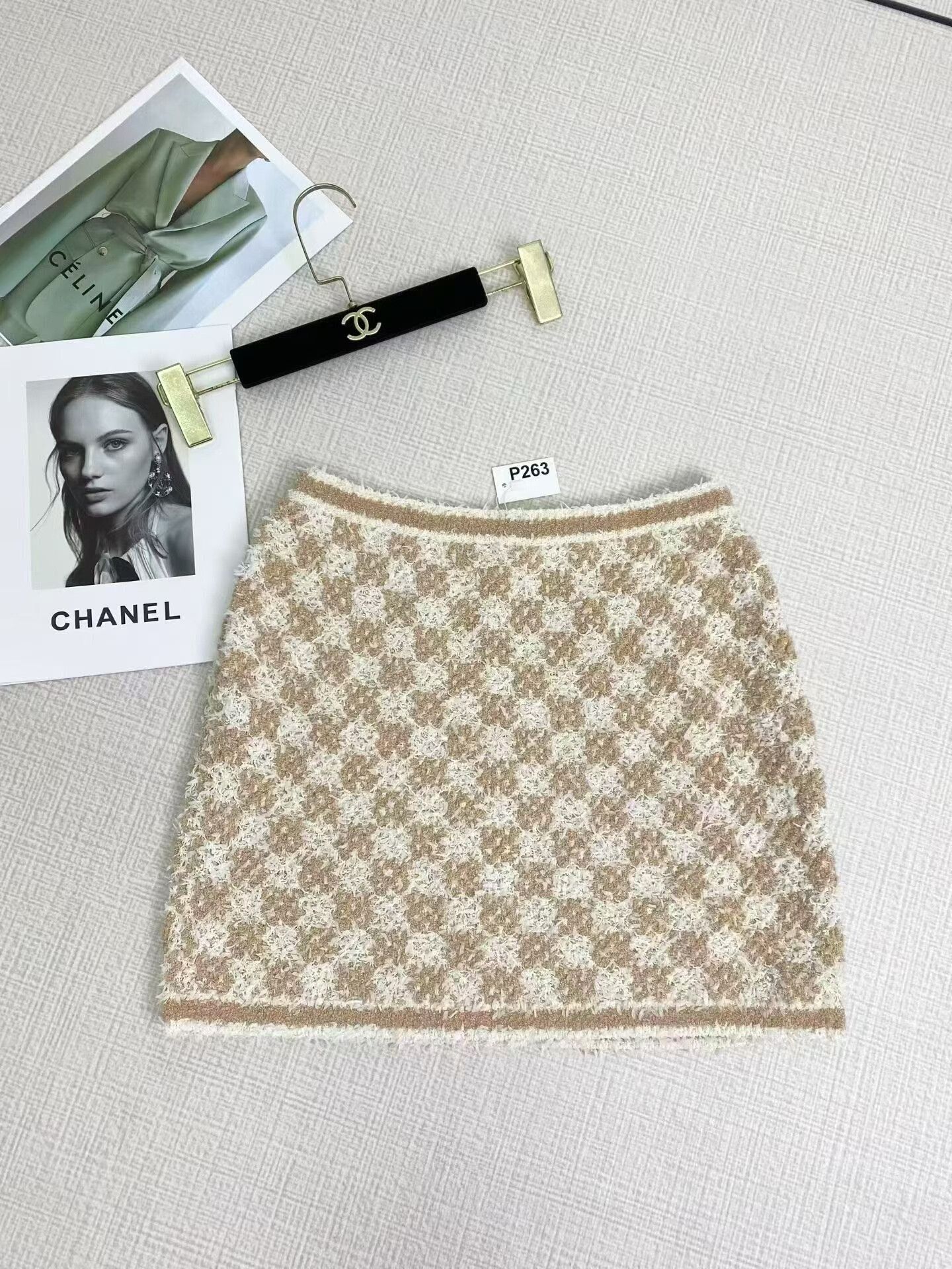 Chanel Chanel Tweed Skirt Set for Women Size 38" / US 16 / IT 52 - 2 Thumbnail