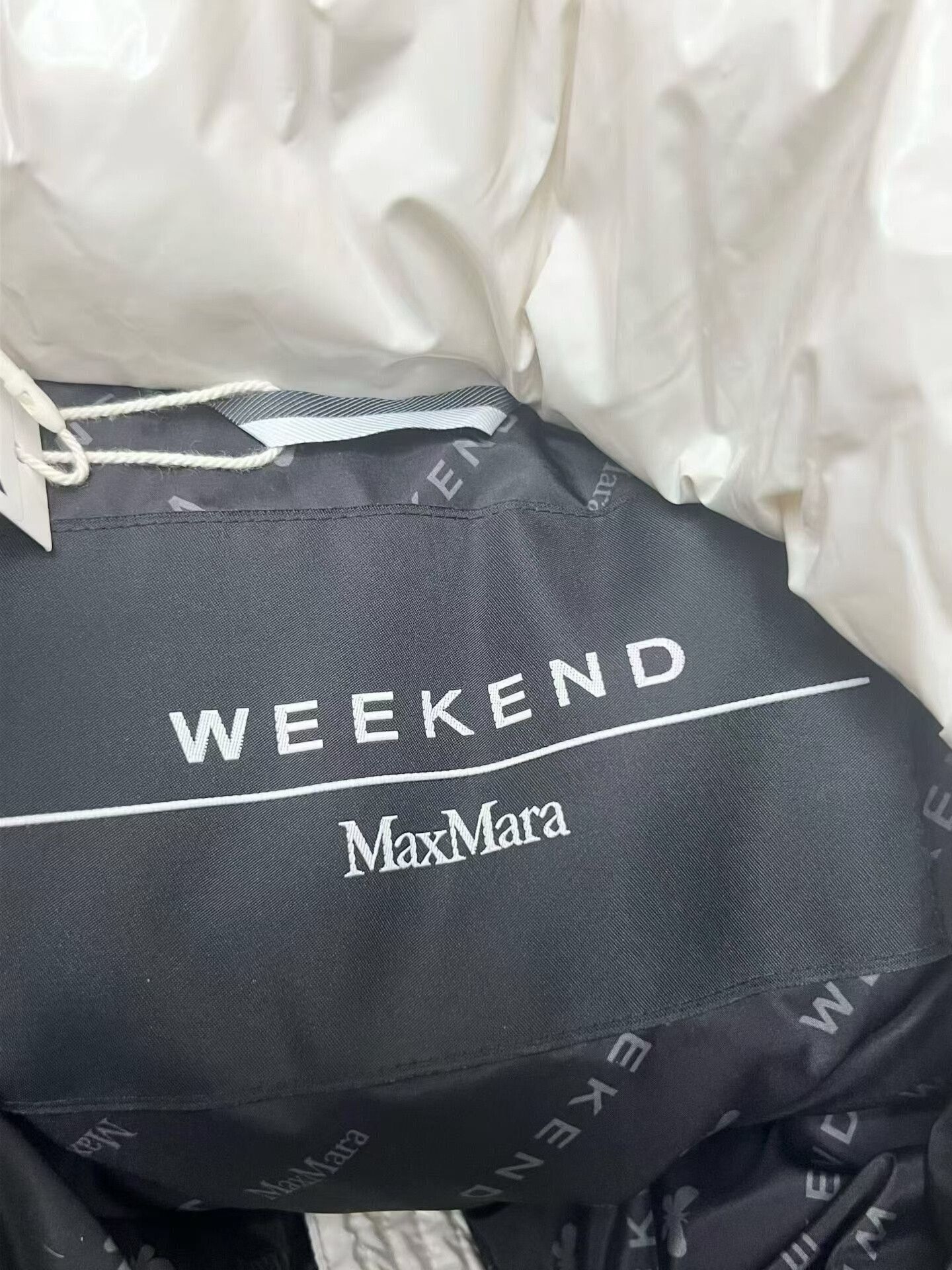 Weekend Max Mara Weekend MaxMara Down Jacket for Women Size M / US 6-8 / IT 42-44 - 5 Thumbnail
