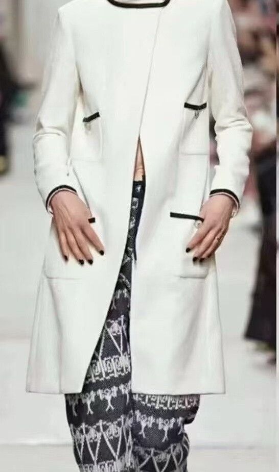 Chanel Chanel Color-Block Long Coat with Pockets Size M / US 6-8 / IT 42-44 - 8 Thumbnail