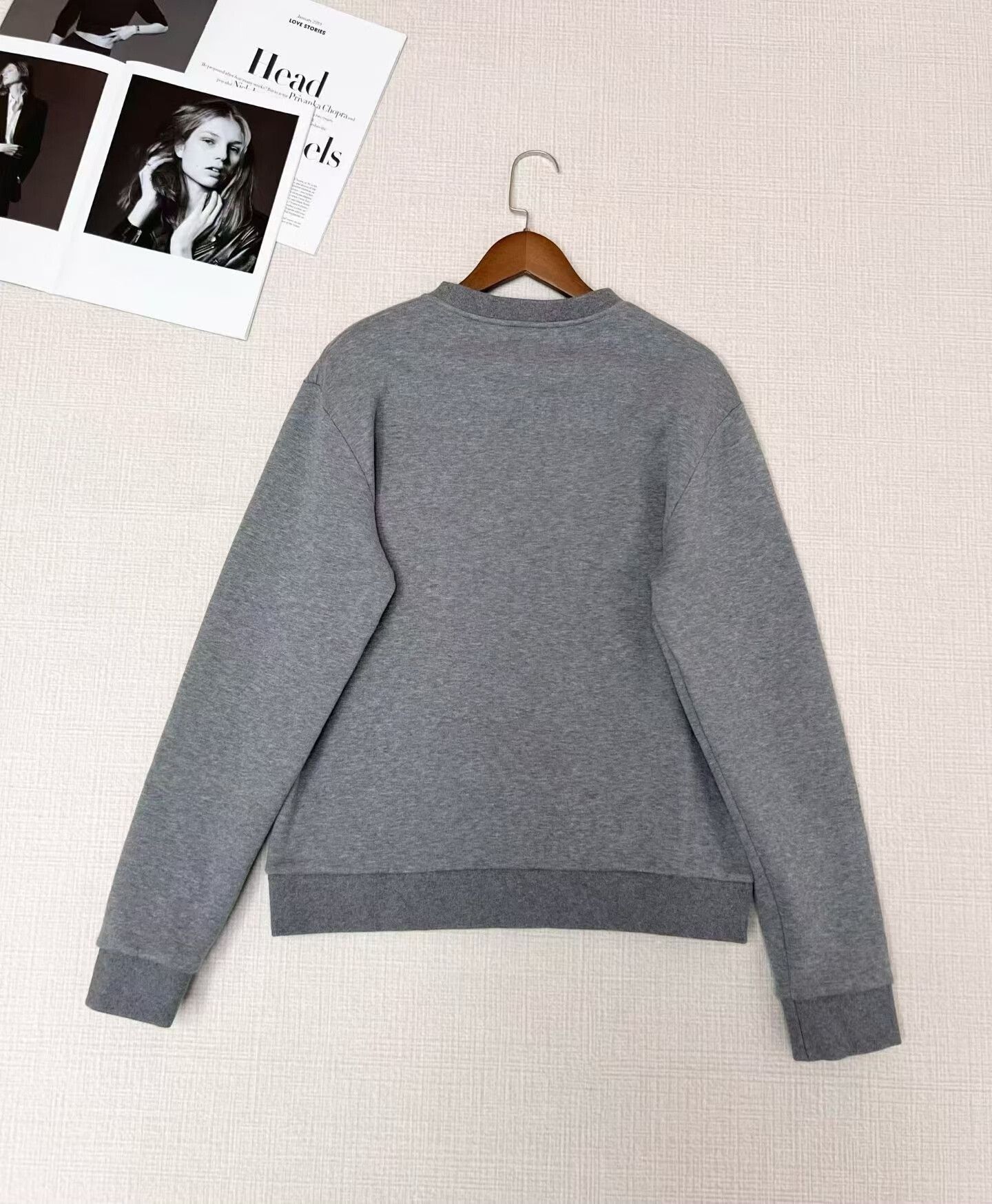 Louis Vuitton Louis Vuitton Embroidered Sweatshirt in XS Size XS / US 0-2 / IT 36-38 - 3 Thumbnail