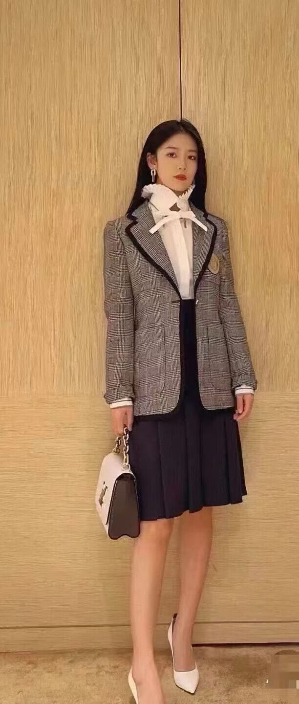 Louis Vuitton Louis Vuitton Plaid Embroidered Casual Blazer Size XXS / US 00 / IT 34 - 7 Thumbnail