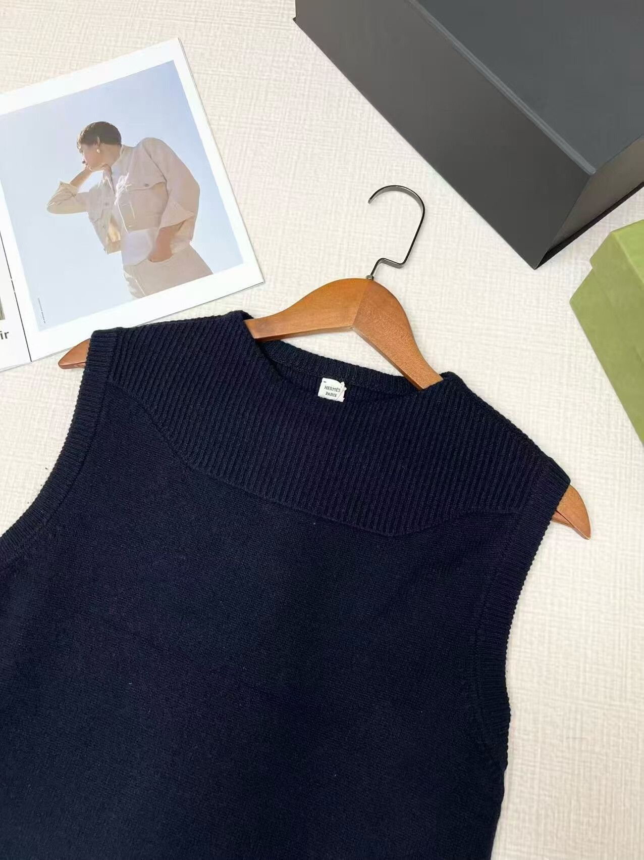 Hermes Hermès Cashmere Knit Vest Dress in Navy Size S / US 4 / IT 40 - 3 Thumbnail