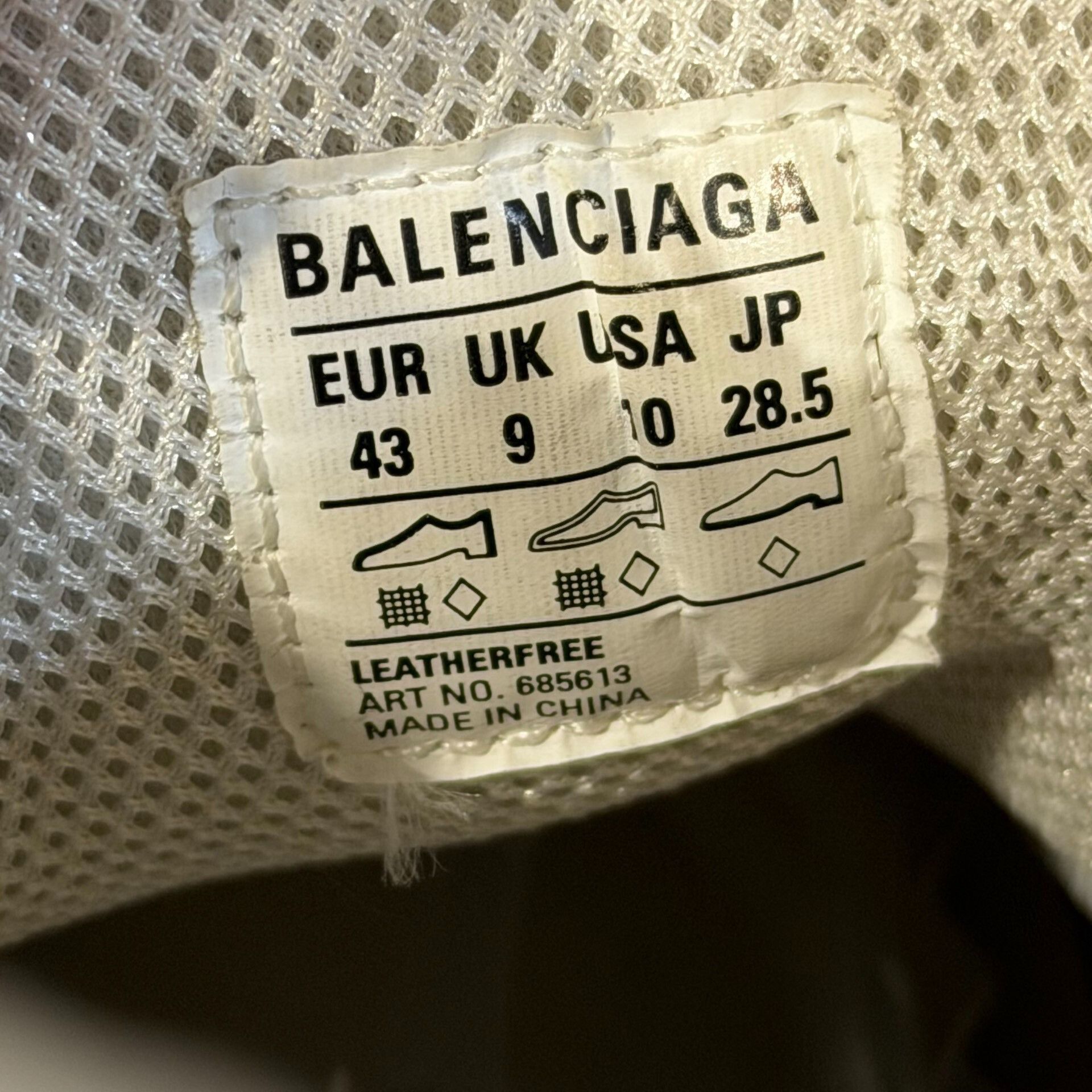 Balenciaga Balenciaga Tire Shoes Black White Size 43 Size US 10 / EU 43 - 8 Thumbnail