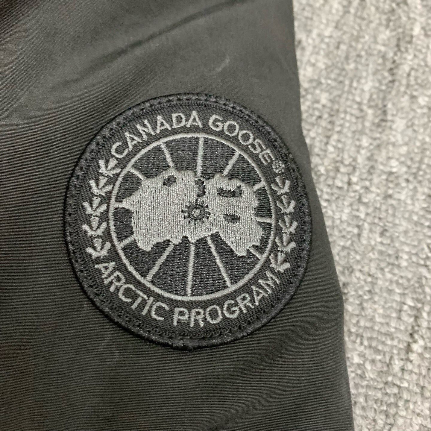 Canada Goose Canada Goose Black Down Jacket Size S Size US S / EU 44-46 / 1 - 8 Thumbnail