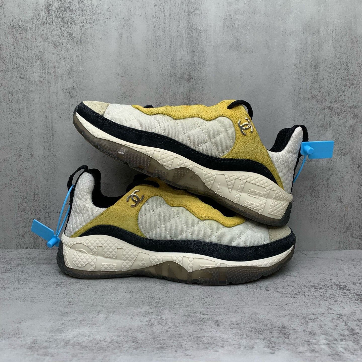 Chanel Chanel Black Yellow Sneakers Size 38 Size US 7 / IT 37 - 2 Thumbnail