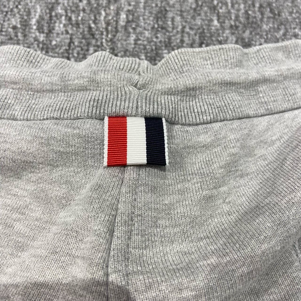 Thom Browne Thom Browne Gray Shorts Size 5 Size US 28 / EU 44 - 9 Thumbnail