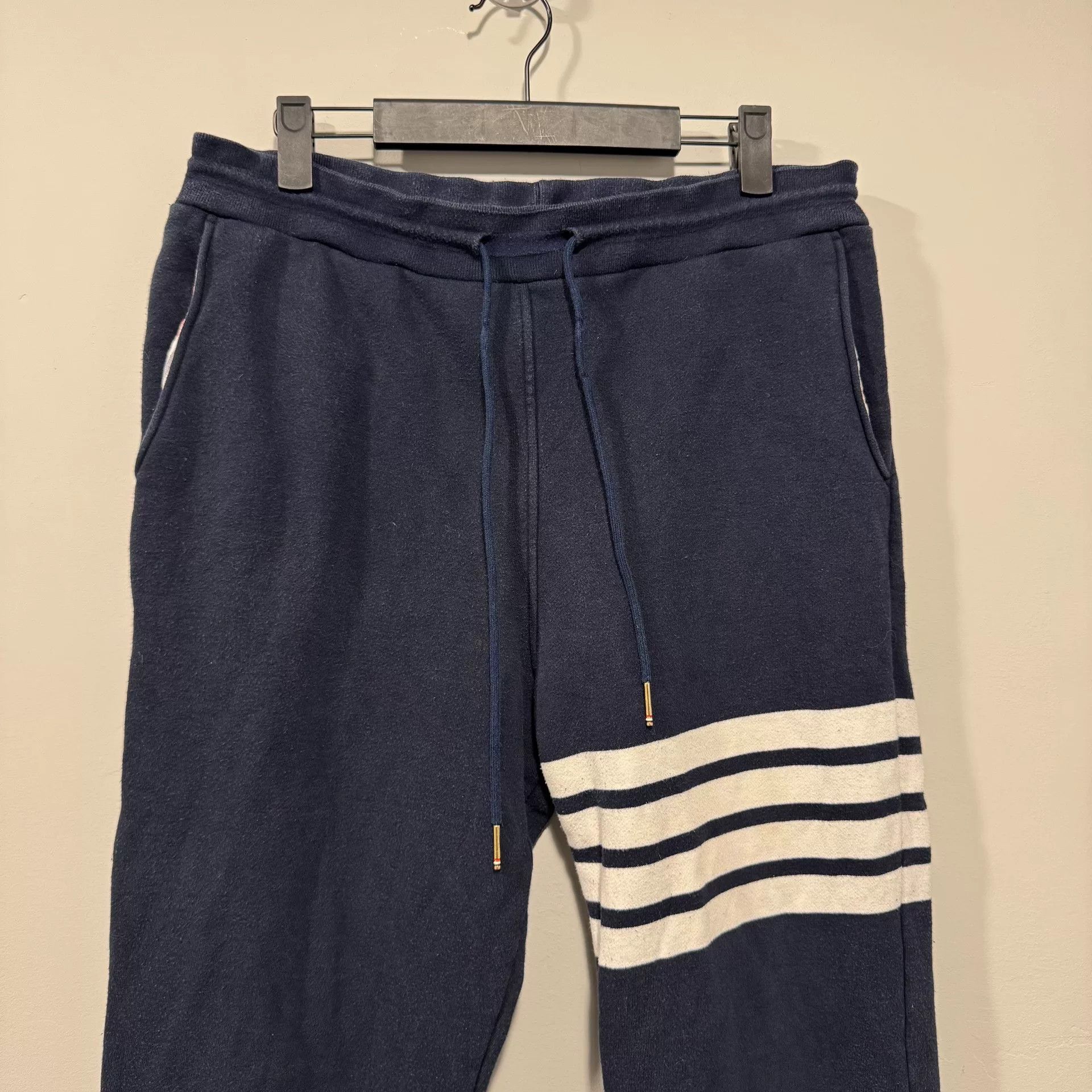 Thom Browne Thom Browne Navy Sweatpants Size 3 Size US 30 / EU 46 - 6 Thumbnail