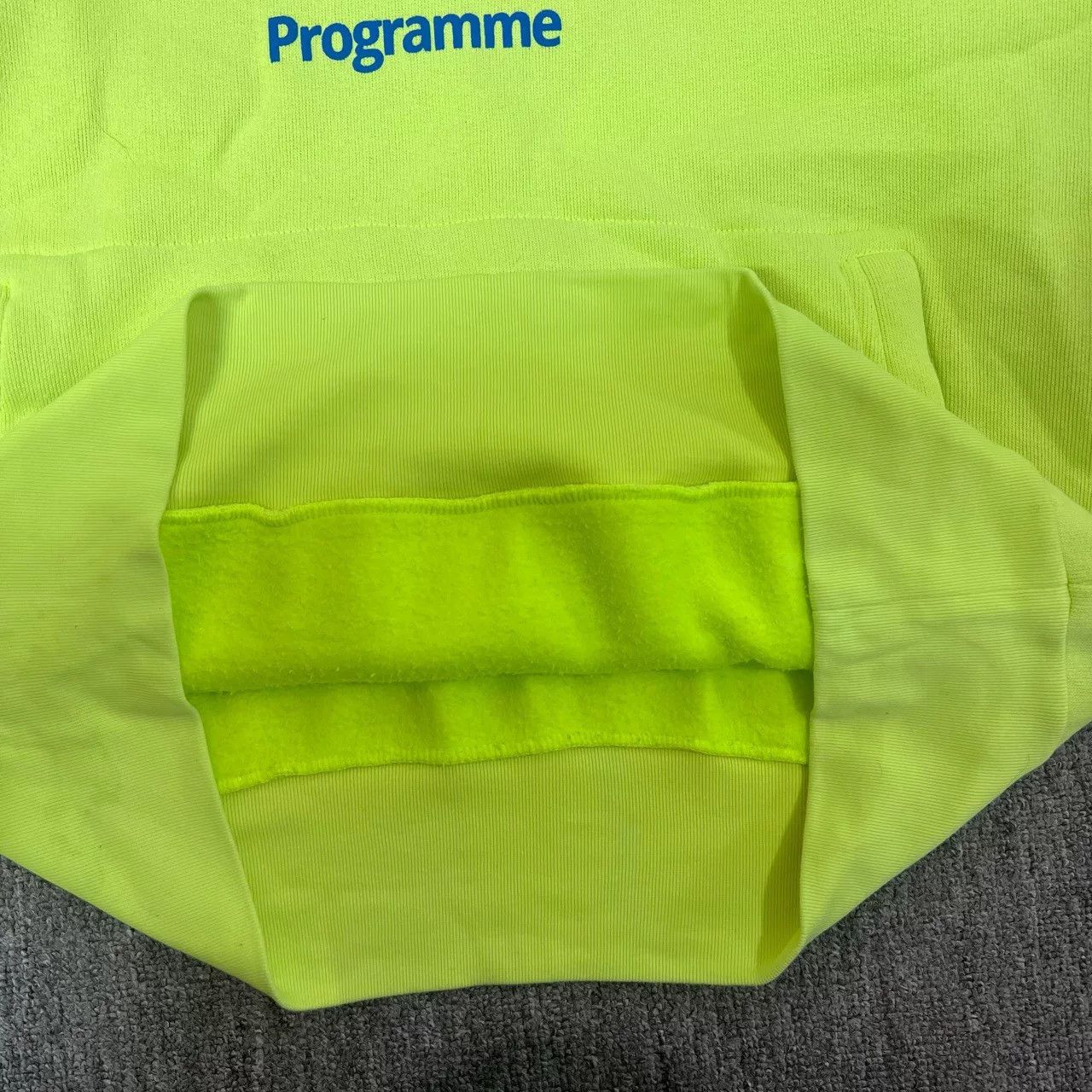 Balenciaga Balenciaga Neon Green Hoodie XS Size US XS / EU 42 / 0 - 5 Thumbnail