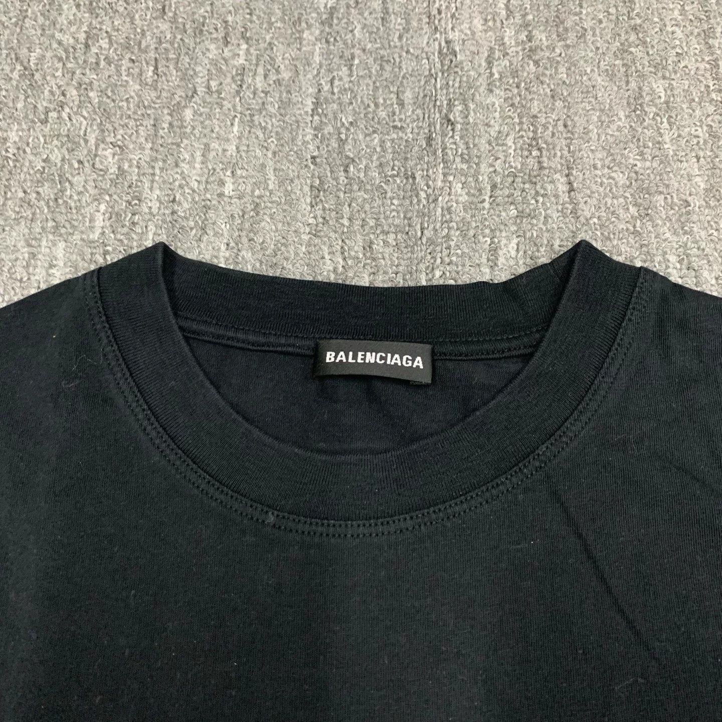 Balenciaga Balenciaga Black Short Sleeve T-Shirt Size US S / EU 44-46 / 1 - 7 Thumbnail