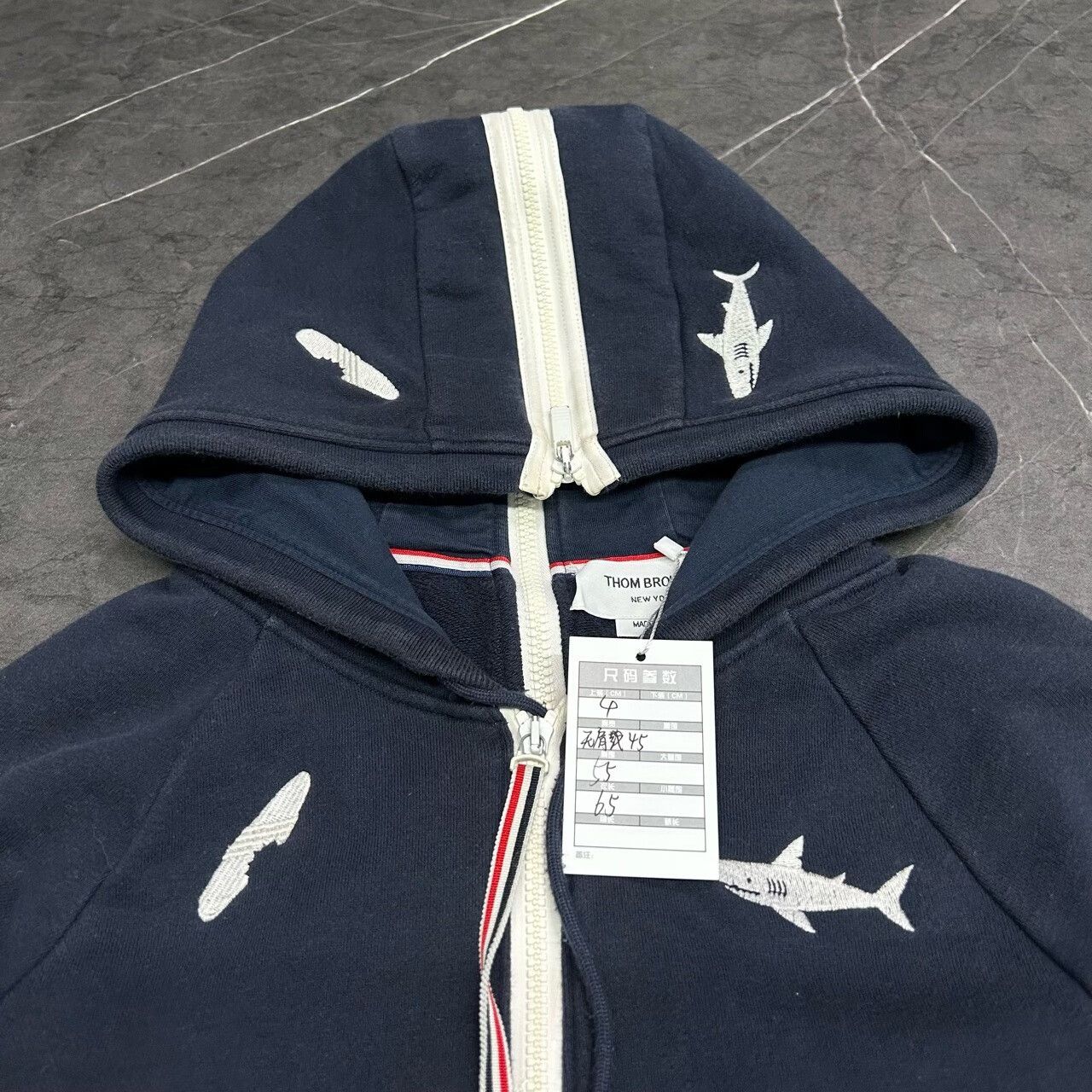 Thom Browne Thom Browne Shark Zip Hoodie Navy Blue Size US XL / EU 56 / 4 - 2 Thumbnail