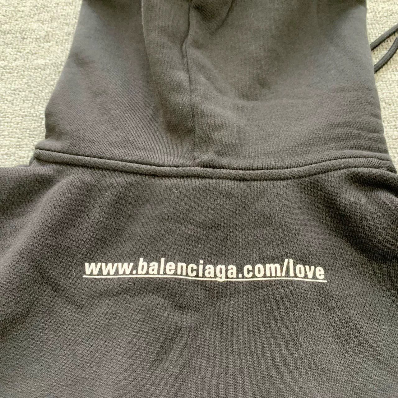 Balenciaga Balenciaga Black Heart Destroyed Hoodie Size US S / EU 44-46 / 1 - 6 Thumbnail