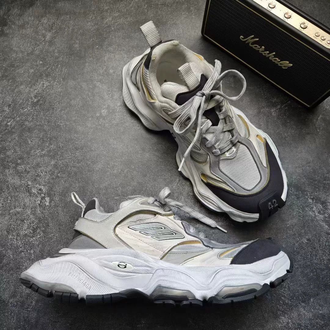 Balenciaga Balenciaga Cargo Sneakers Size 42 Size US 9 / EU 42 - 9 Thumbnail