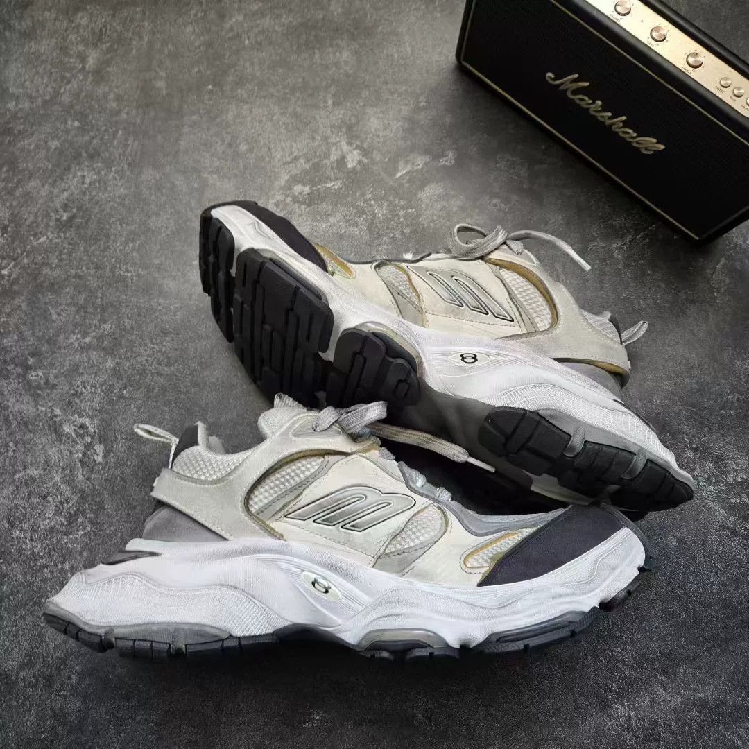 Balenciaga Balenciaga Cargo Sneakers Size 42 Size US 9 / EU 42 - 4 Thumbnail