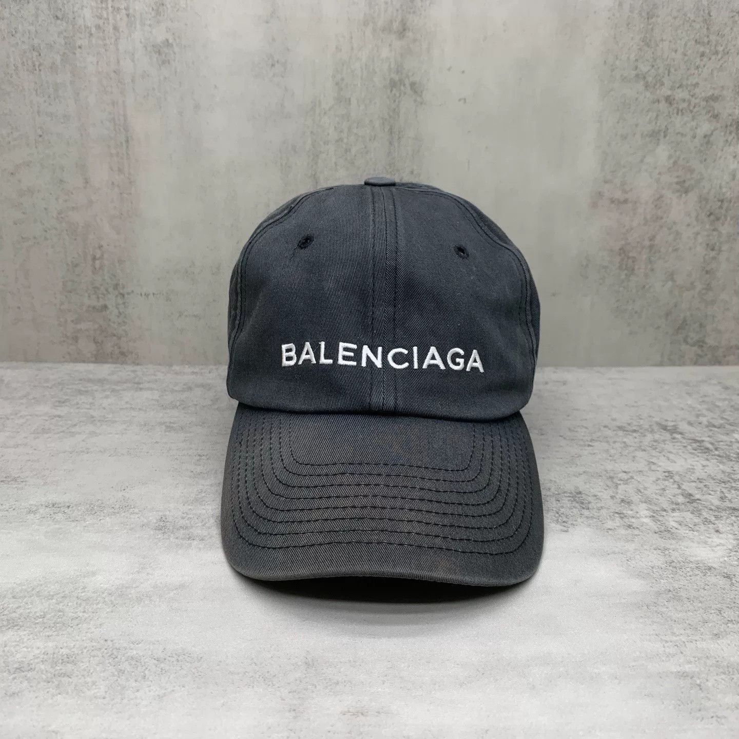Balenciaga Balenciaga Black Washed Cap in Size L Size ONE SIZE - 2 Thumbnail