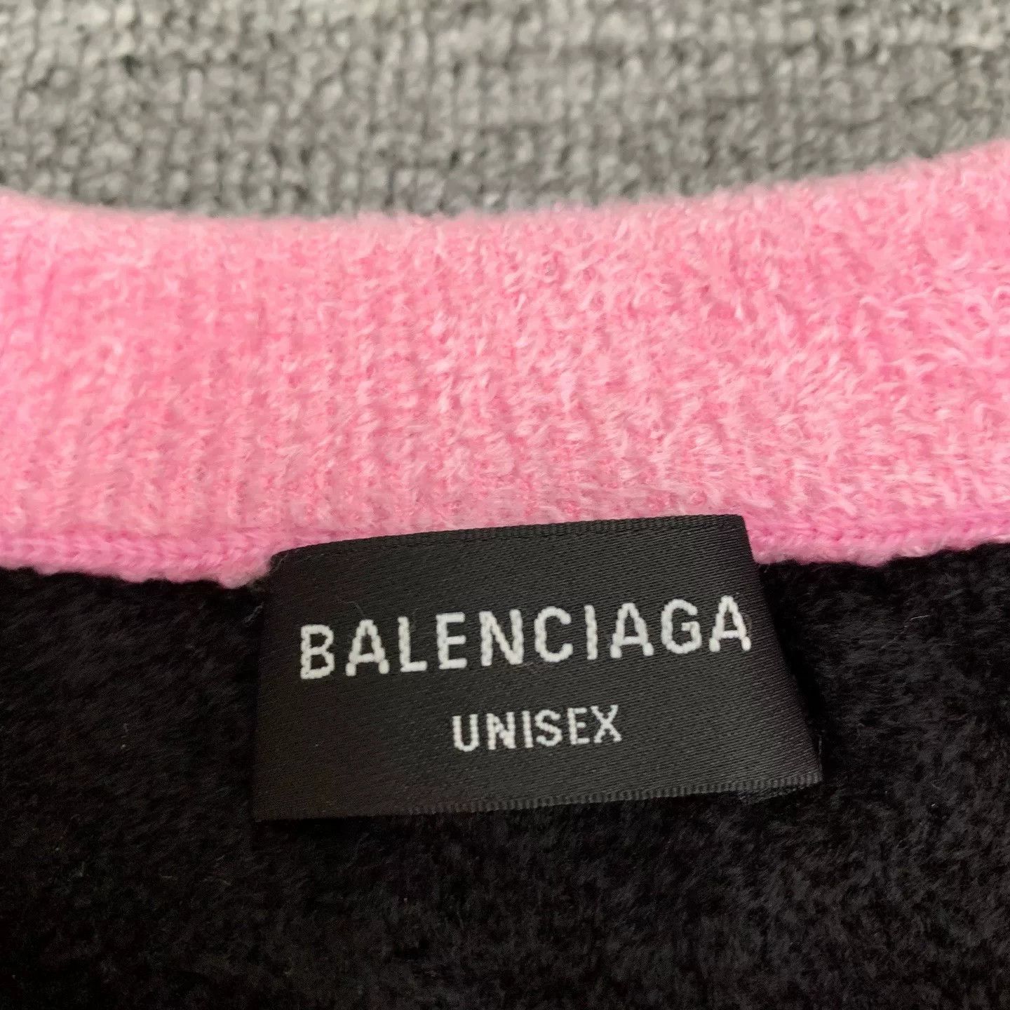 Balenciaga Balenciaga Pink Heart Sweater M Size Size M / US 6-8 / IT 42-44 - 4 Thumbnail