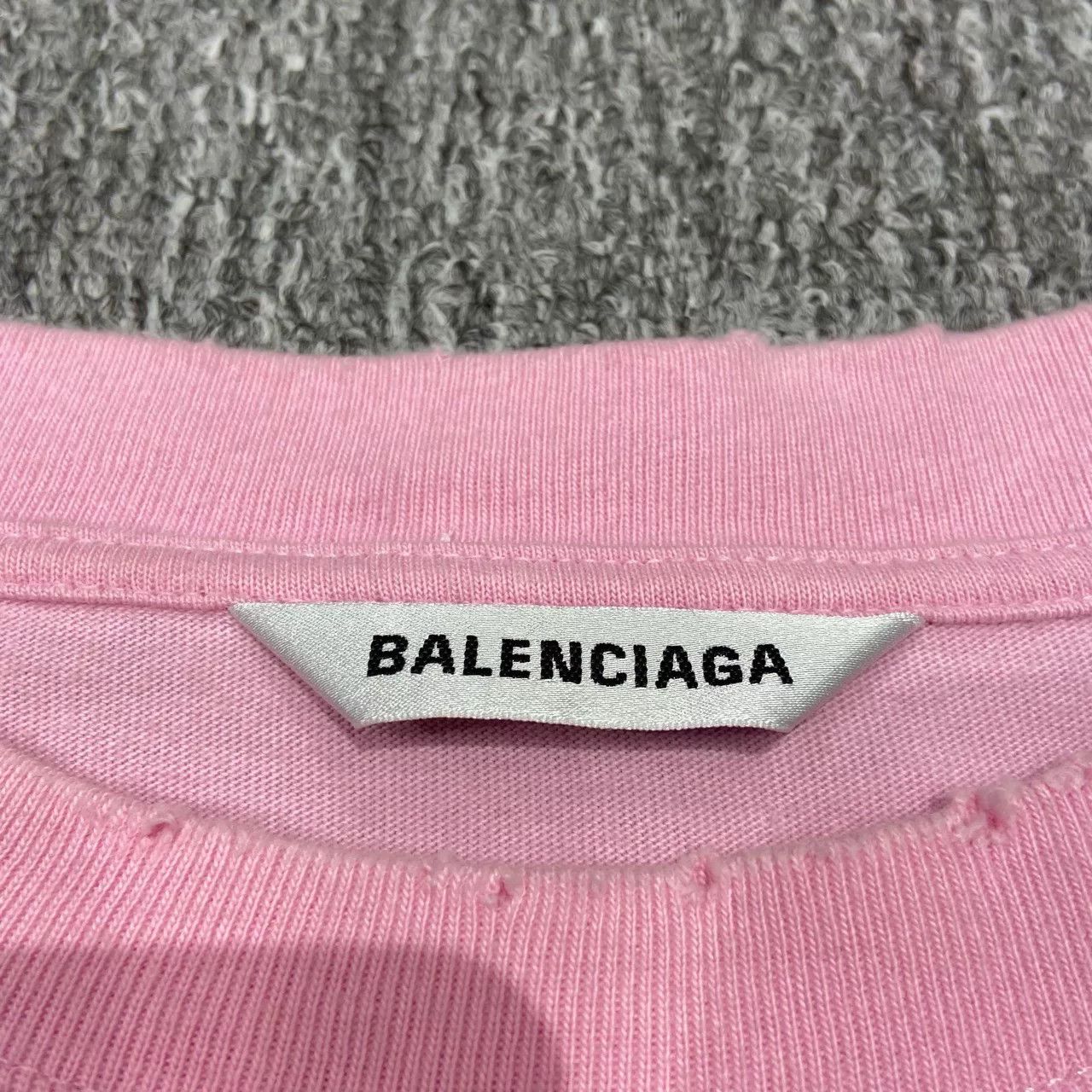 Balenciaga Balenciaga Pink Heart Sweatshirt XS Size XS / US 0-2 / IT 36-38 - 4 Thumbnail