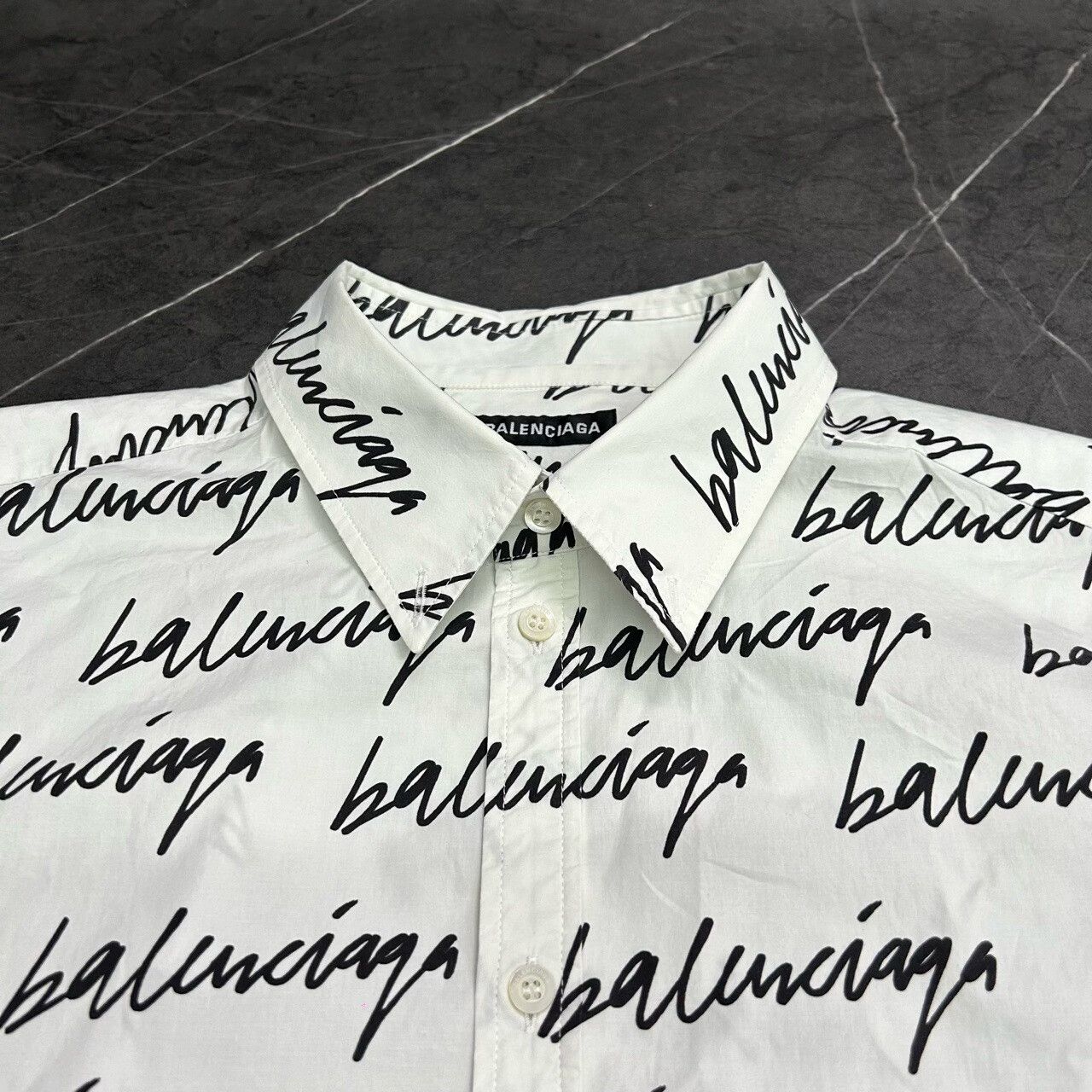 Balenciaga Balenciaga Graffiti Logo Print Shirt Size US S / EU 44-46 / 1 - 4 Thumbnail