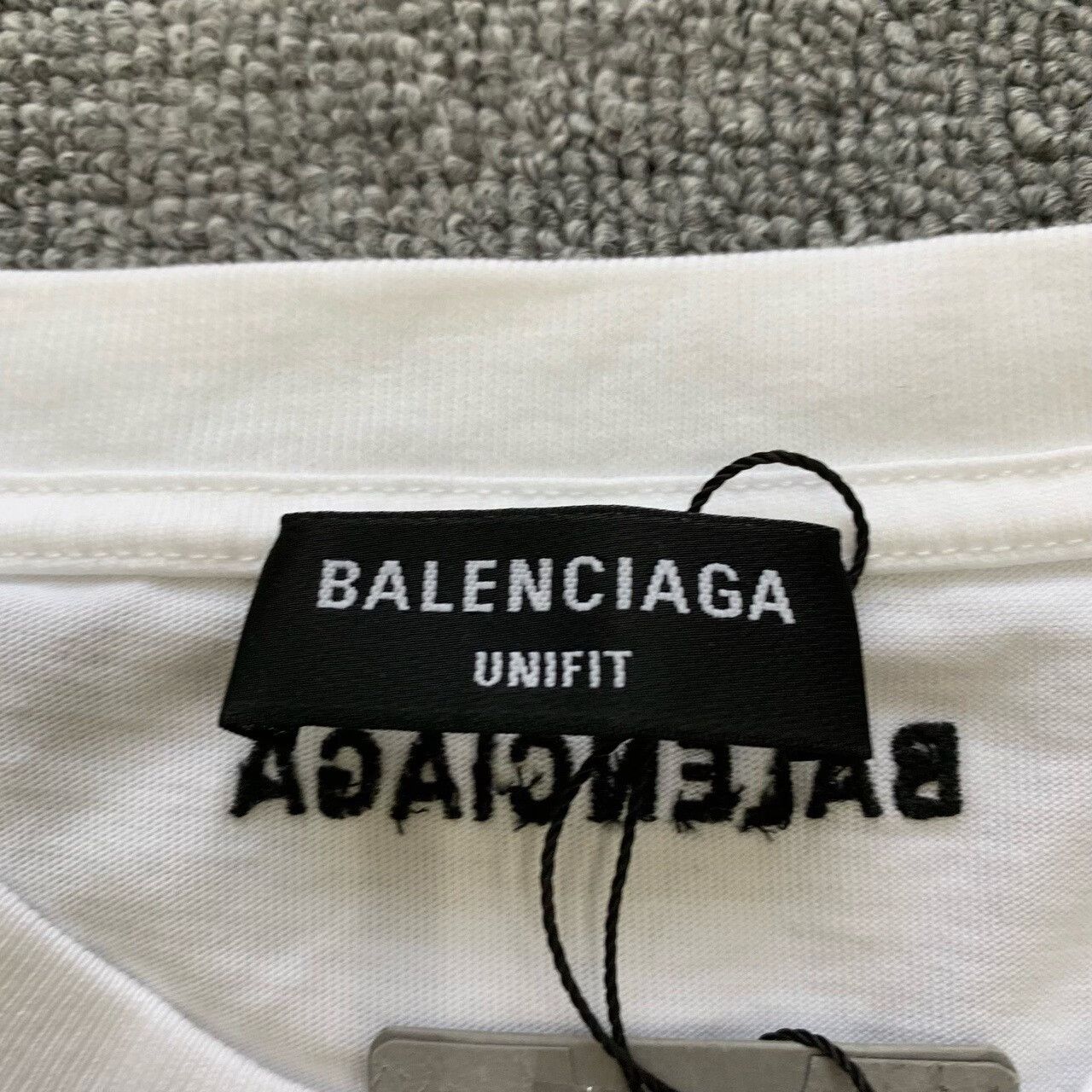Balenciaga Balenciaga White Long Sleeve Shirt Size L Size US L / EU 52-54 / 3 - 4 Thumbnail