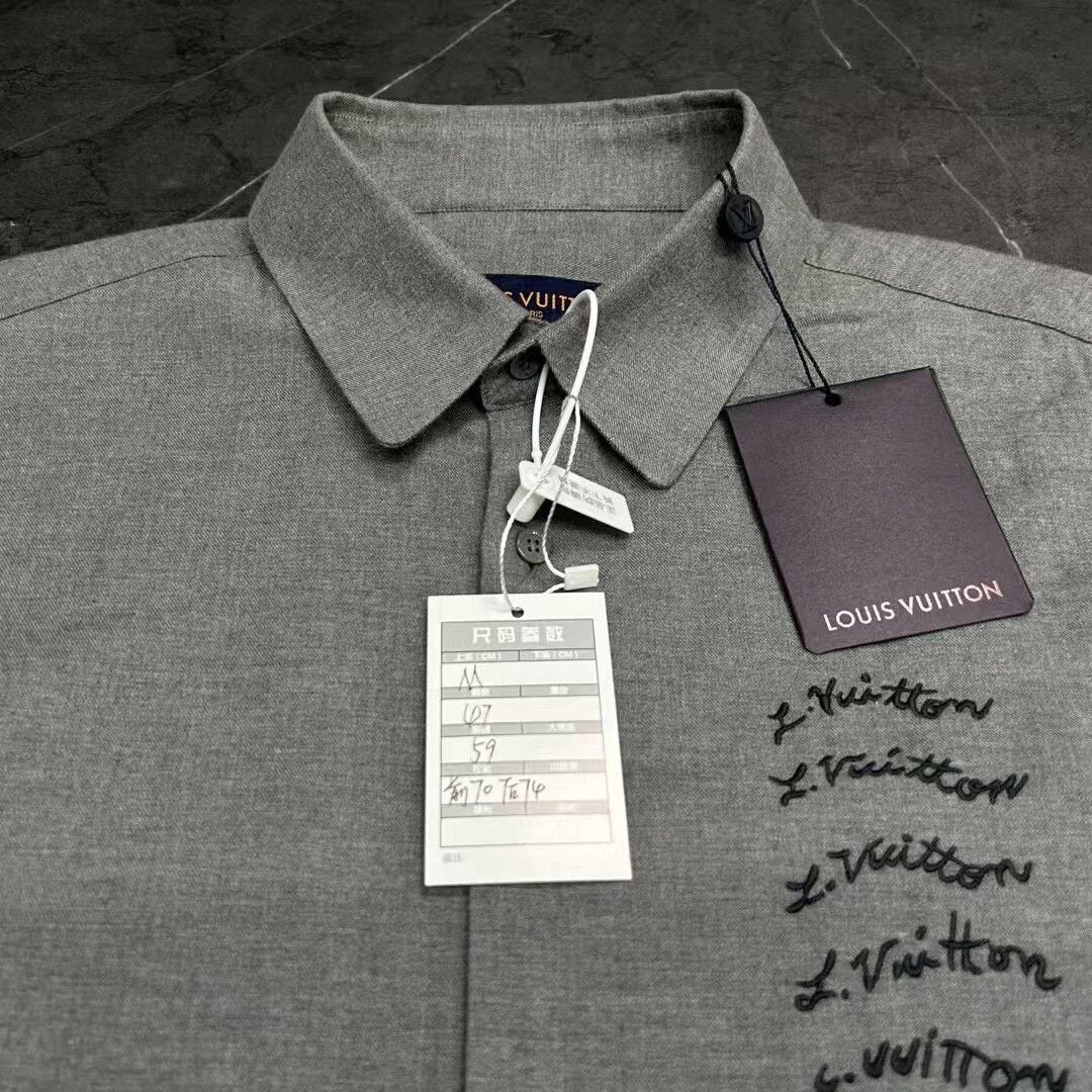 Louis Vuitton Louis Vuitton Embroidered Logo Shirt M Size Size US M / EU 48-50 / 2 - 3 Thumbnail