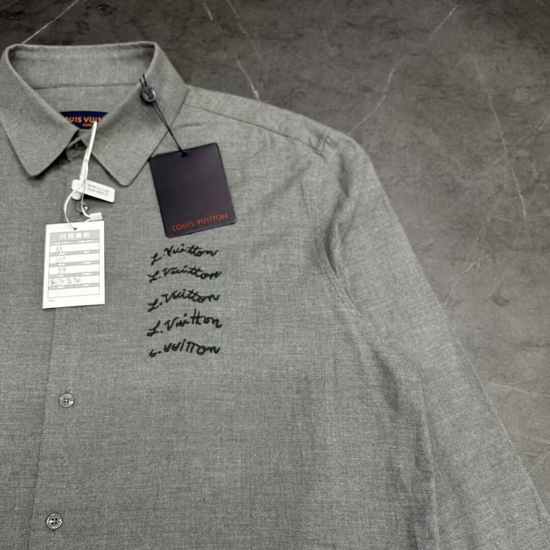 Louis Vuitton Louis Vuitton Embroidered Logo Shirt M Size Size US M / EU 48-50 / 2 - 4 Thumbnail