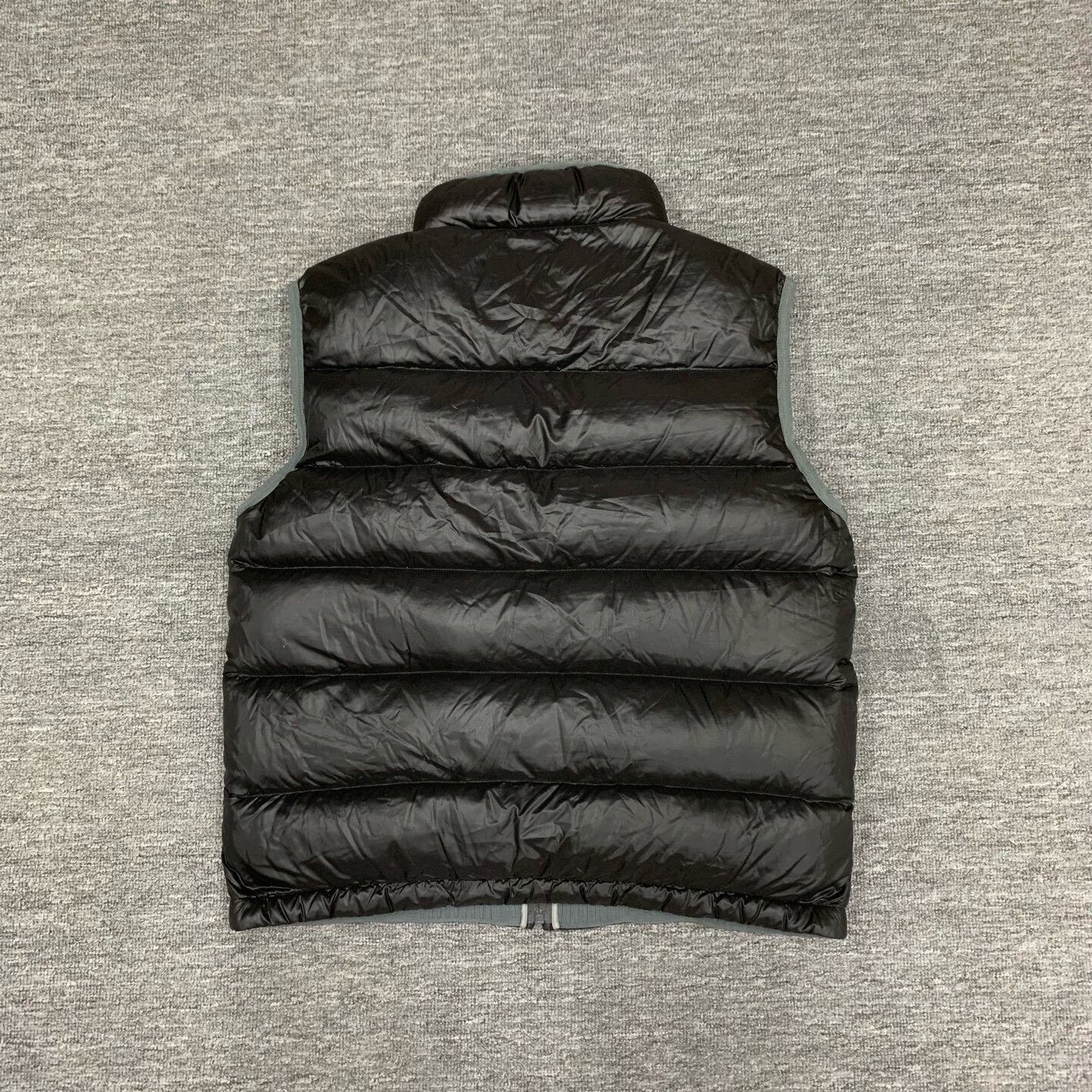 Prada Prada Black Puffer Vest Size 52 Size US L / EU 52-54 / 3 - 2 Thumbnail