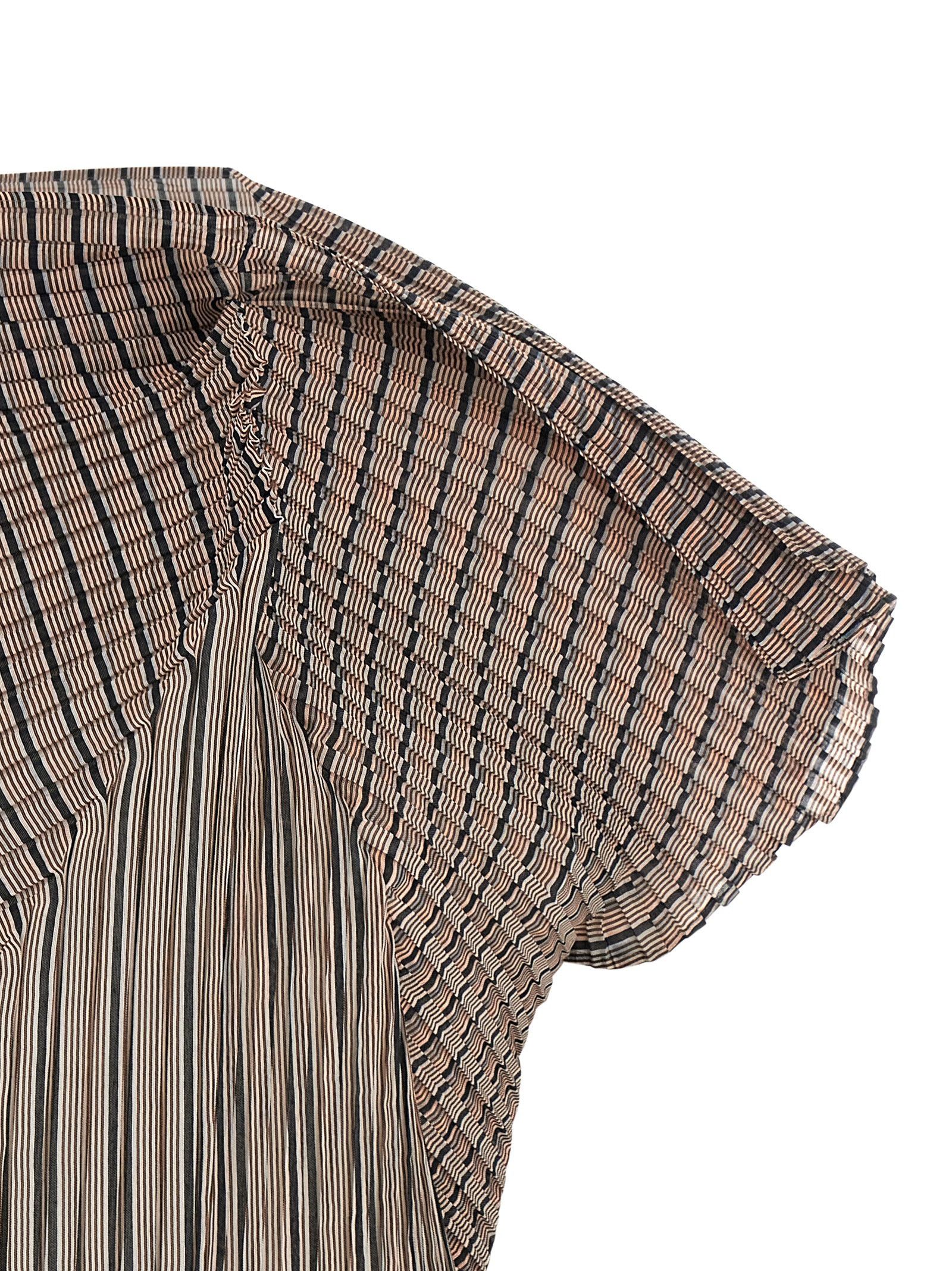 Issey Miyake 'Generic Stripes (Machine Pleats)' top Size M / US 6-8 / IT 42-44 - 3 Thumbnail