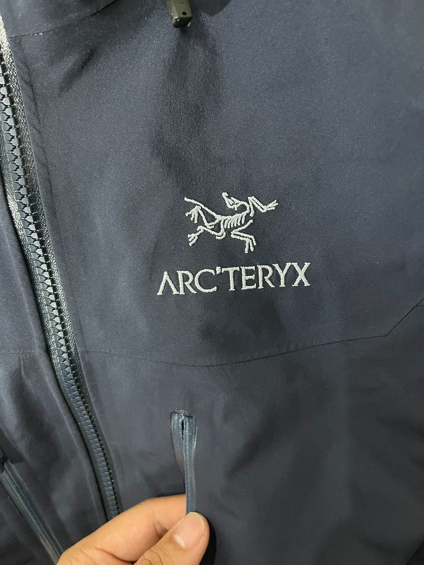 Arc'teryx Arcteryx Alpha SV Women's Jacket Size XS / US 0-2 / IT 36-38 - 2 Thumbnail