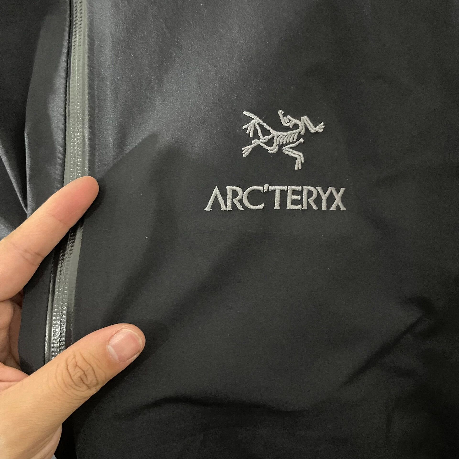 Arc'teryx Arcteryx BETA LT Men's Hooded Jacket Size US L / EU 52-54 / 3 - 2 Thumbnail