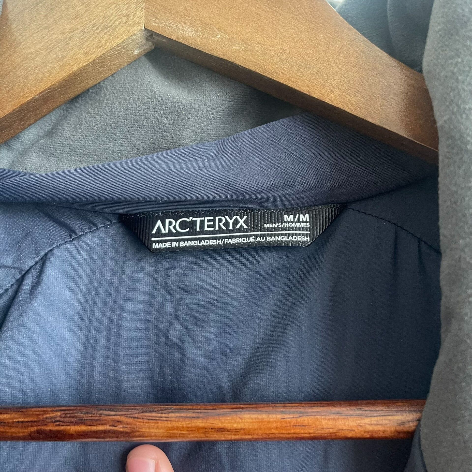 Arc'teryx Arcteryx Atom Heavyweight Jacket Black Blue Size US M / EU 48-50 / 2 - 6 Thumbnail