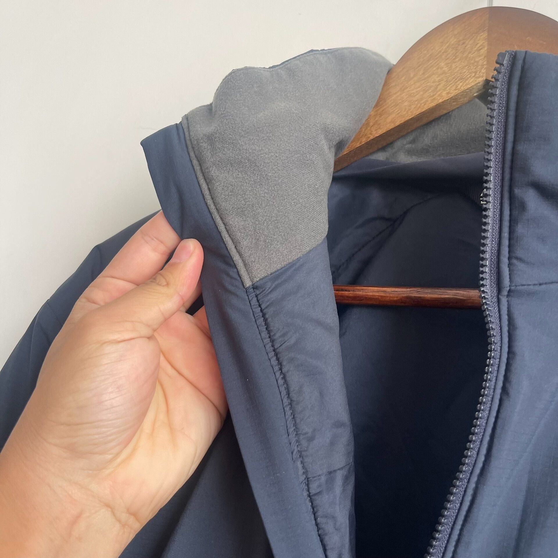 Arc'teryx Arcteryx Atom Heavyweight Jacket Black Blue Size US M / EU 48-50 / 2 - 4 Thumbnail