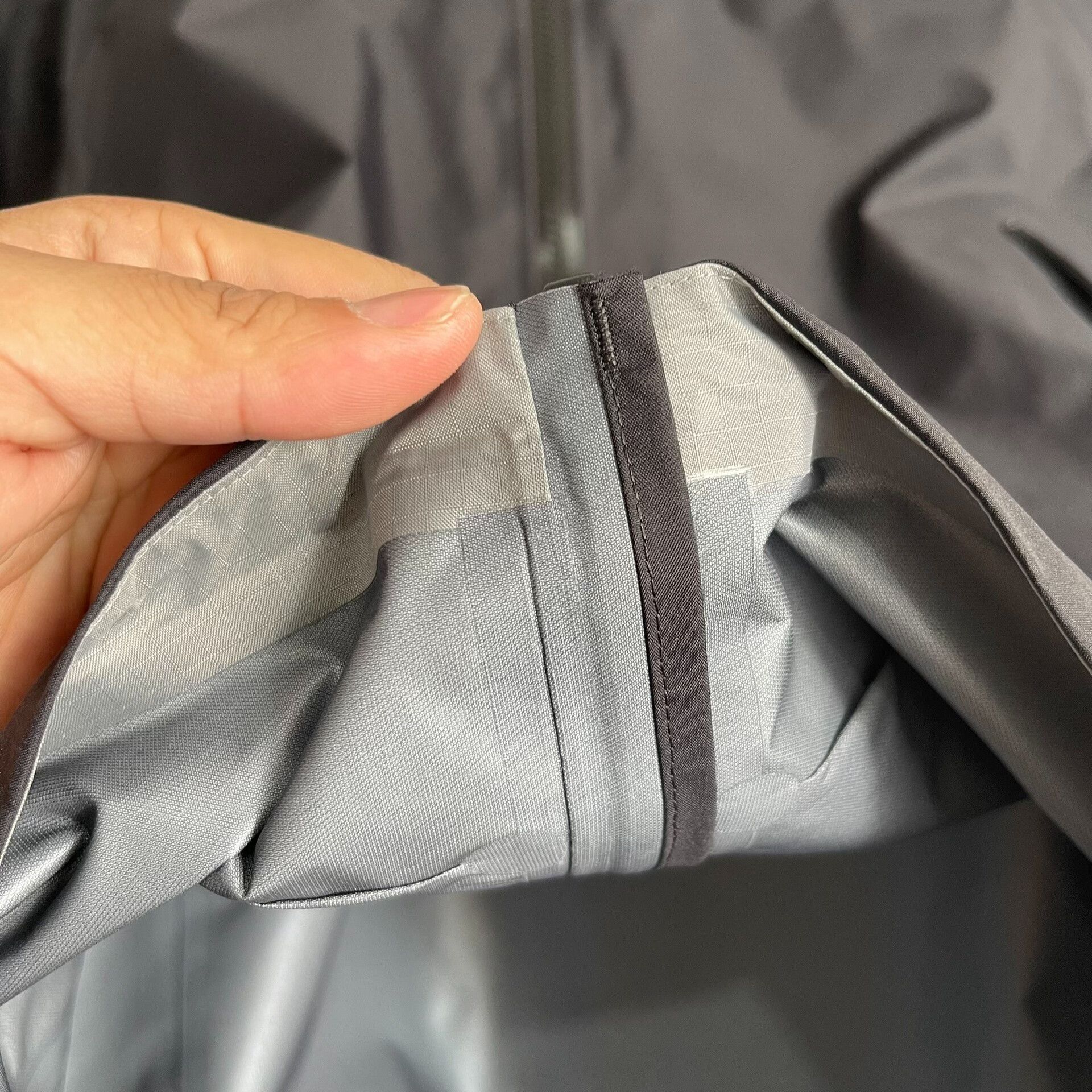 Arc'teryx Arcteryx BETA SL Women's Jacket Black Size M / US 6-8 / IT 42-44 - 8 Thumbnail